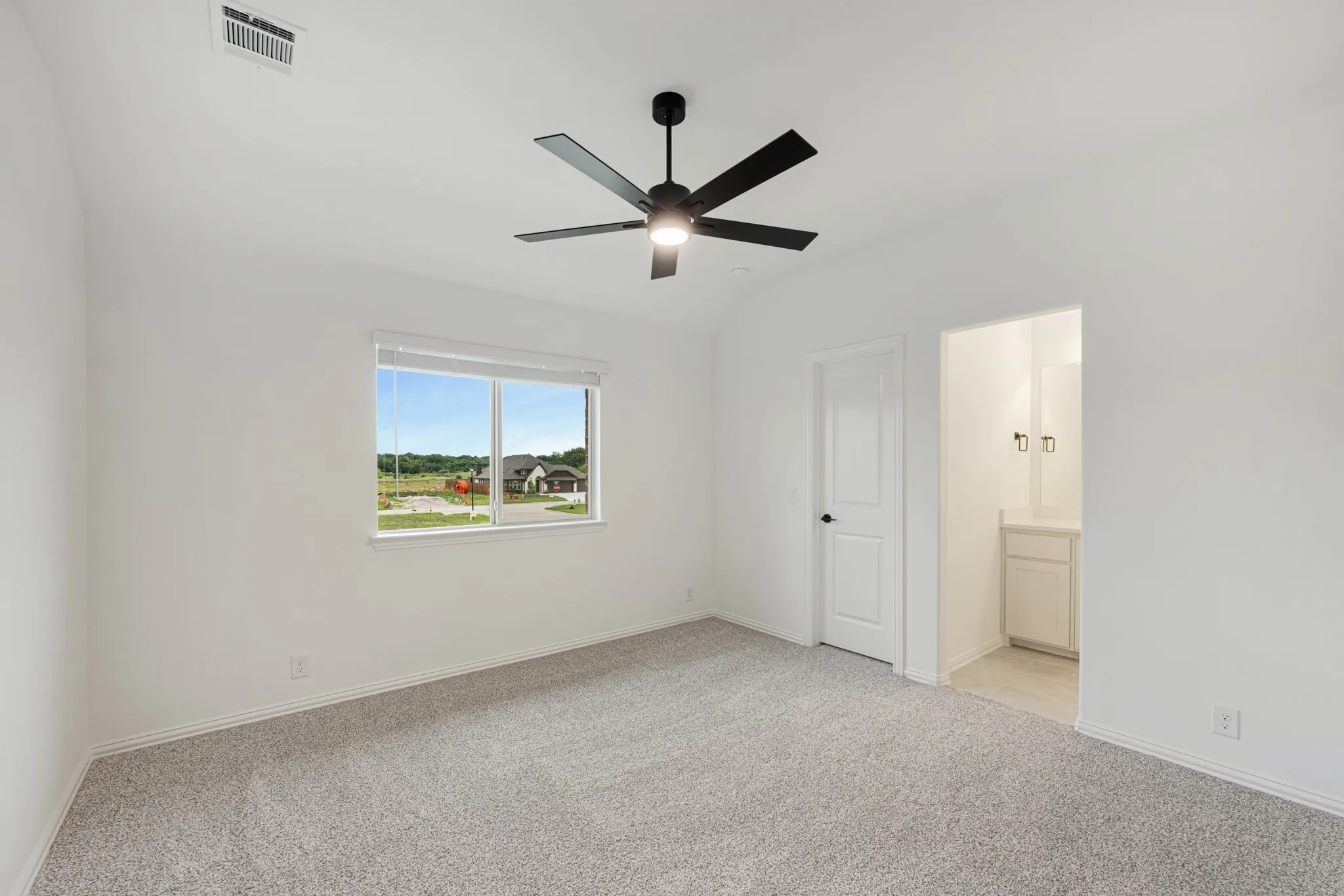 Single Family Residence For Sale in Hunt County , 237 Sweetwater Drive, Commerce, Texas 75428, 5 Bedroom, 4 Bathroom, 2 Garage spaces, 3,485 Sqft, built in 2026, New Construction - Incomplete, mls#21214331, Real Estate Agent in Commerce, Homes For Sale in Hunt county, Homes For Sale in Commerce, Realtor in Commerce Texas, Real Estate Brokerage Independent Realty Texas, Luminita Cordes Realtor