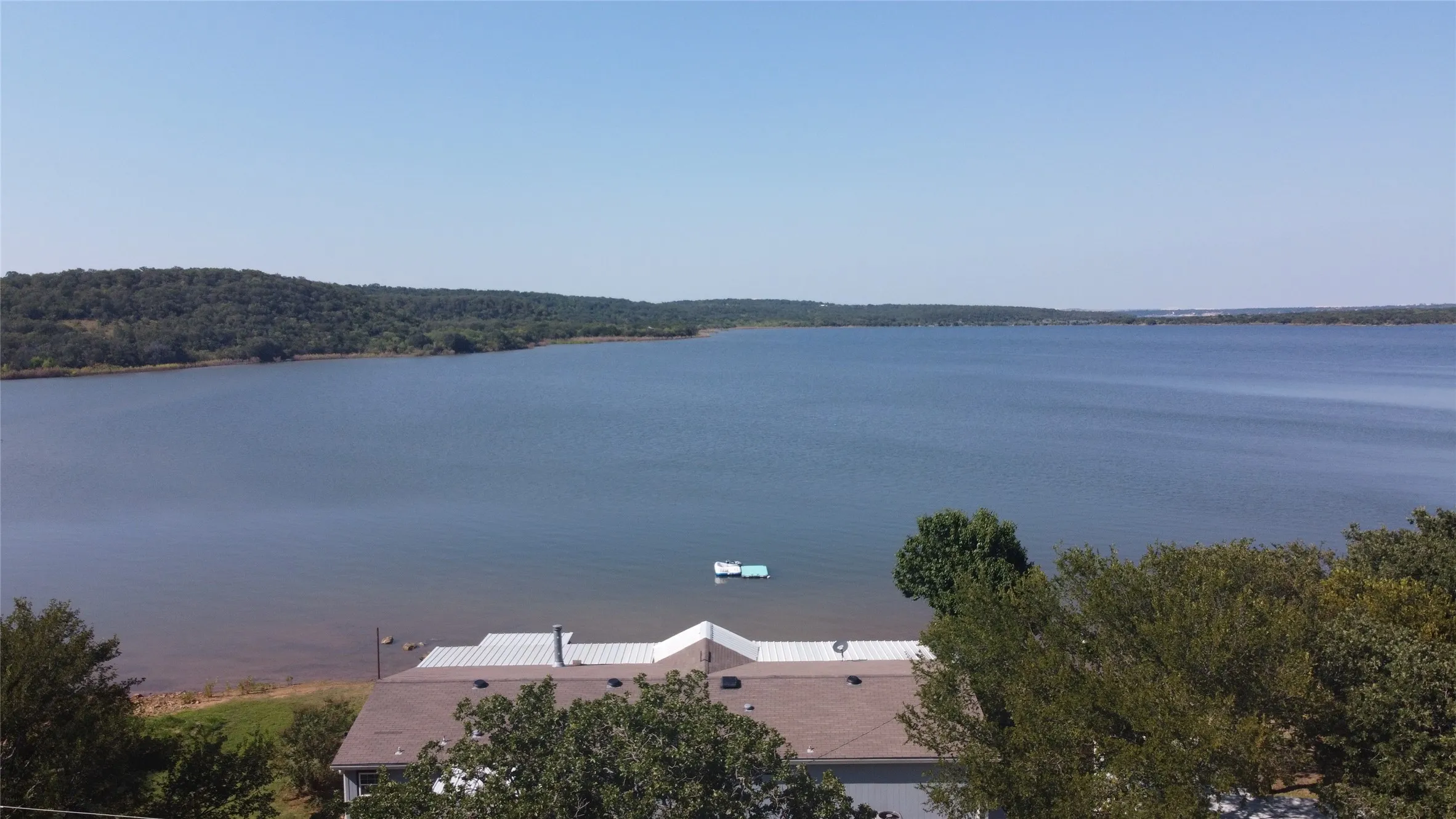 Manufactured Home For Sale in Wise County , 140 Meadow Pond Court, Runaway Bay, Texas 76426, 4 Bedroom, 2 Bathroom, Garage spaces, 2,176 Sqft, built in 2012, Preowned, mls#21214369, Real Estate Agent in Runaway Bay, Homes For Sale in Wise county, Homes For Sale in Runaway Bay, Realtor in Runaway Bay Texas, Real Estate Brokerage Independent Realty Texas, Luminita Cordes Realtor