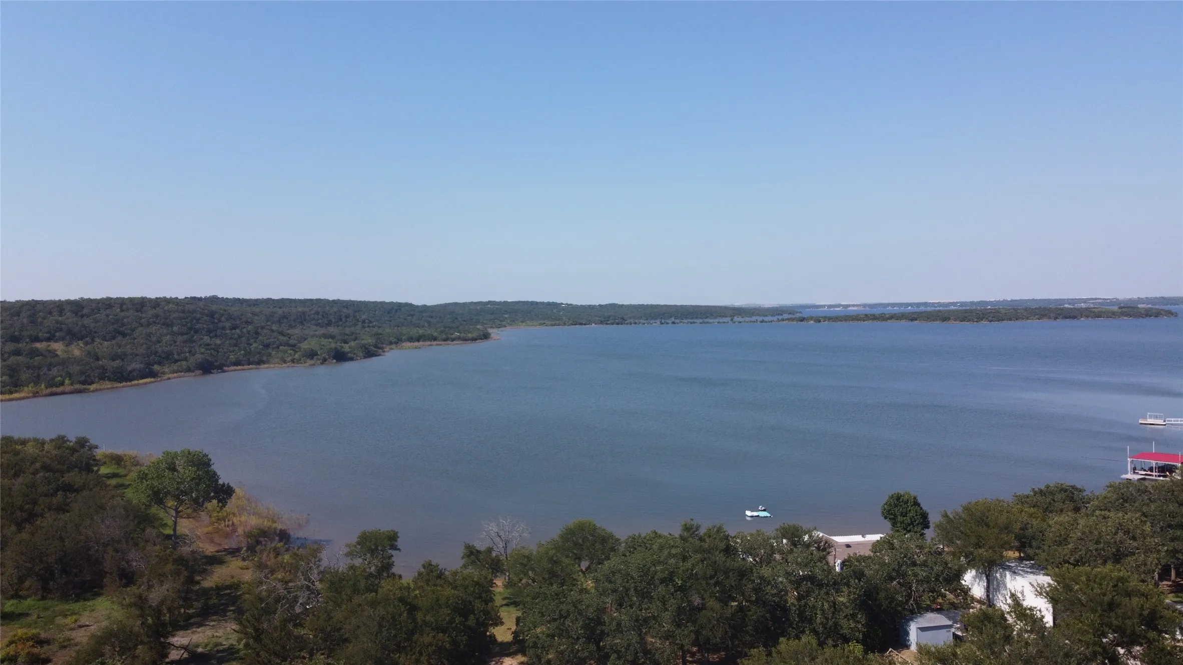 Manufactured Home For Sale in Wise County , 140 Meadow Pond Court, Runaway Bay, Texas 76426, 4 Bedroom, 2 Bathroom, Garage spaces, 2,176 Sqft, built in 2012, Preowned, mls#21214369, Real Estate Agent in Runaway Bay, Homes For Sale in Wise county, Homes For Sale in Runaway Bay, Realtor in Runaway Bay Texas, Real Estate Brokerage Independent Realty Texas, Luminita Cordes Realtor