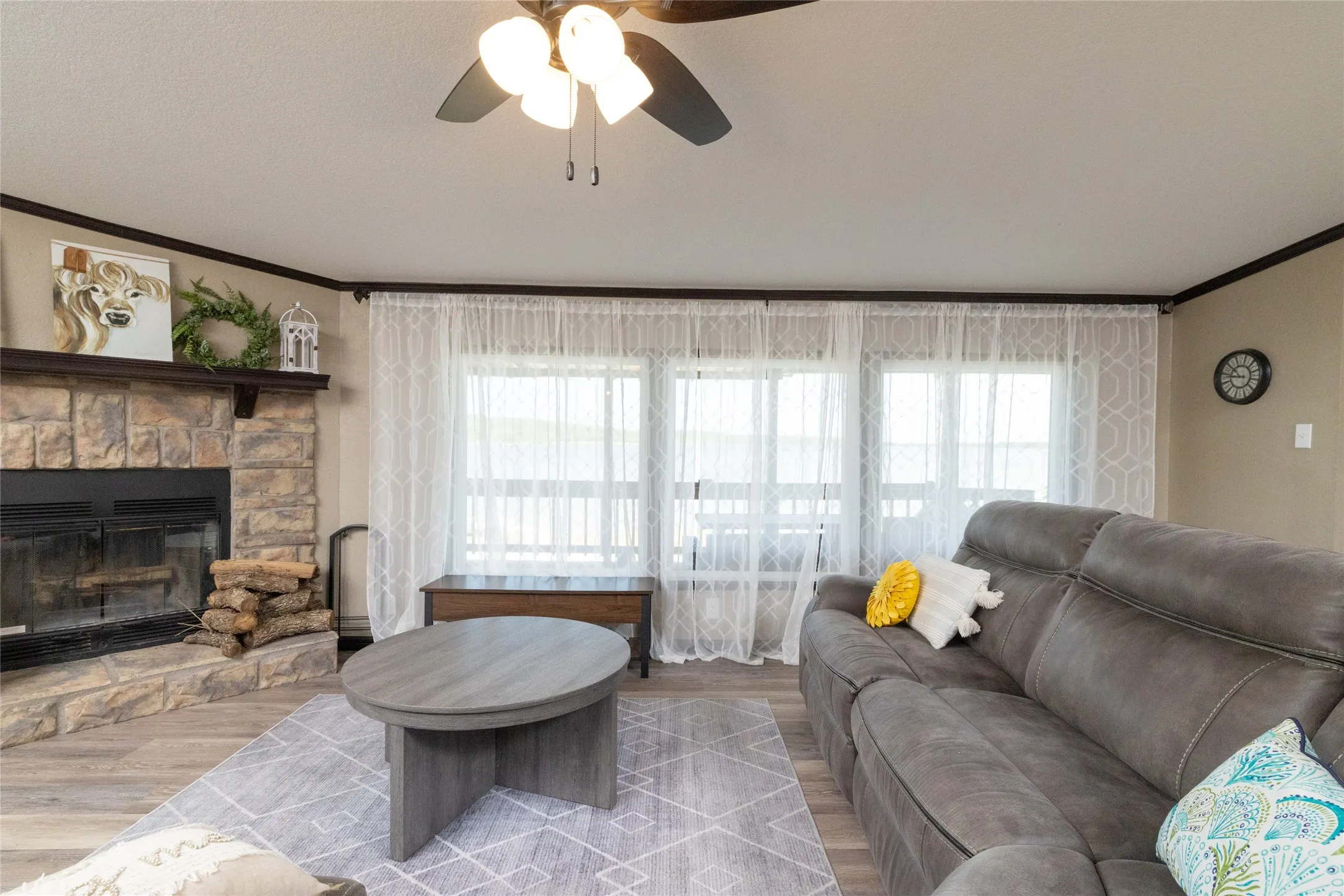 Manufactured Home For Sale in Wise County , 140 Meadow Pond Court, Runaway Bay, Texas 76426, 4 Bedroom, 2 Bathroom, Garage spaces, 2,176 Sqft, built in 2012, Preowned, mls#21214369, Real Estate Agent in Runaway Bay, Homes For Sale in Wise county, Homes For Sale in Runaway Bay, Realtor in Runaway Bay Texas, Real Estate Brokerage Independent Realty Texas, Luminita Cordes Realtor