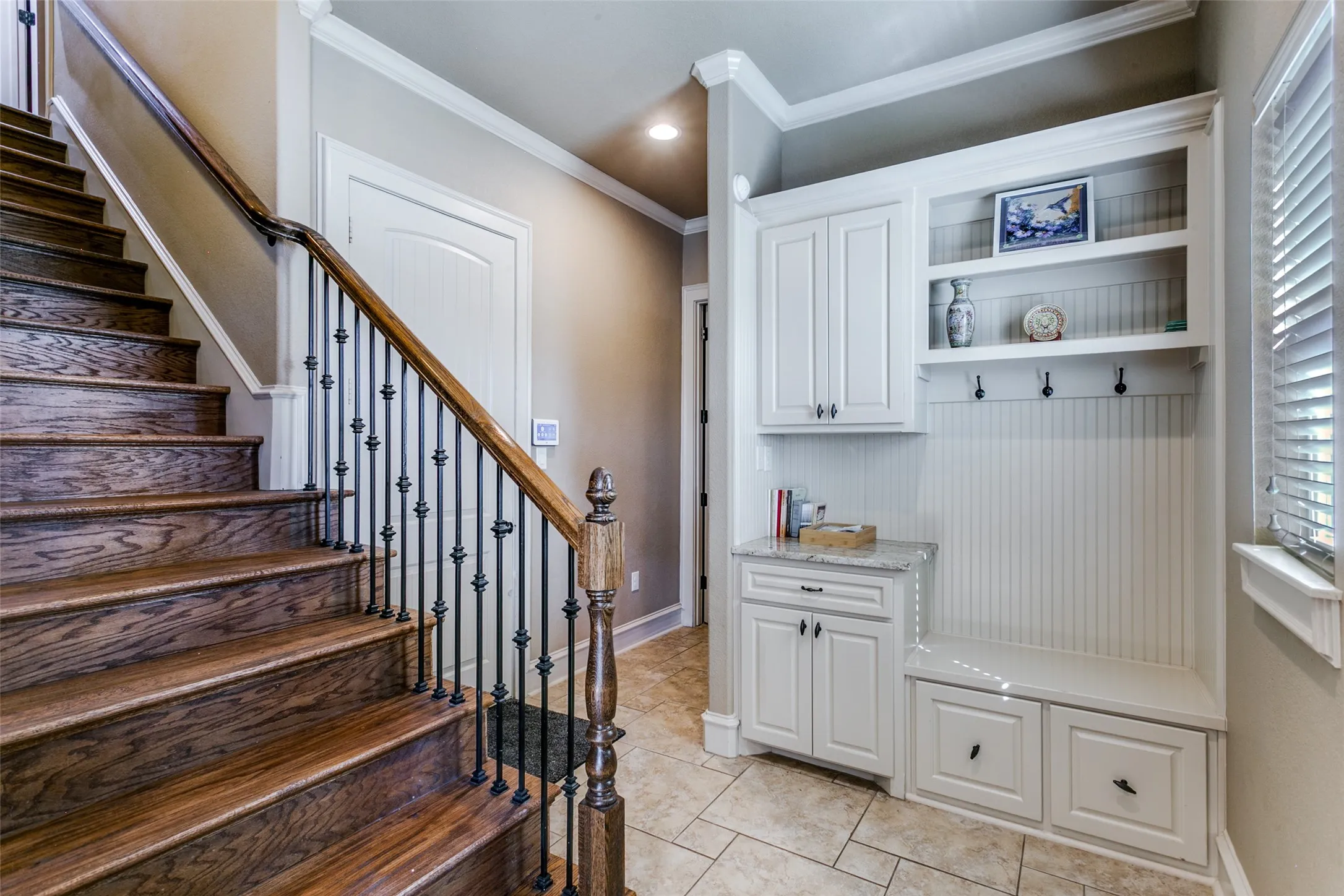 Single Family Residence For Sale in Tarrant County , 6800 Woodland Hills Drive, North Richland Hills, Texas 76182, 4 Bedroom, 4 Bathroom, 2 Garage spaces, 3,505 Sqft, built in 2014, Preowned, mls#21211130, Real Estate Agent in North Richland Hills, Homes For Sale in Tarrant county, Homes For Sale in North Richland Hills, Realtor in North Richland Hills Texas, Real Estate Brokerage Independent Realty Texas, Luminita Cordes Realtor