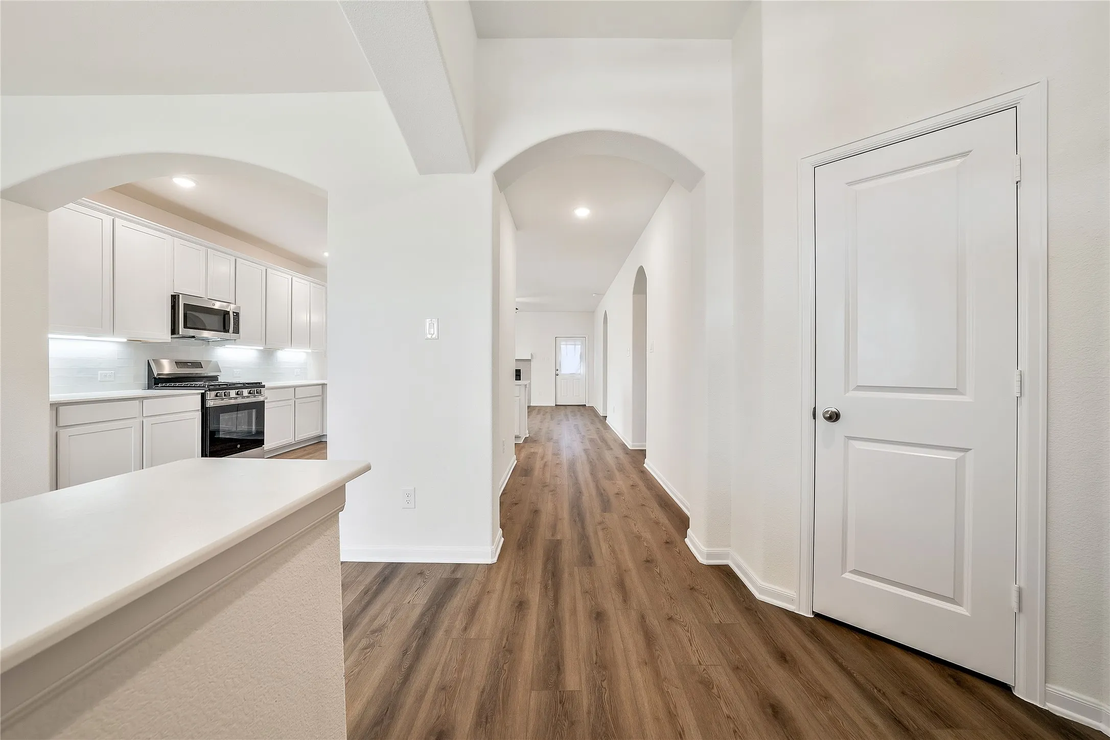 Single Family Residence For Sale in Collin County , 1805 Piedmont Place, Celina, Texas 75009, 3 Bedroom, 2 Bathroom, 2 Garage spaces, 1,724 Sqft, built in 2024, Preowned, mls#21212929, Real Estate Agent in Celina, Homes For Sale in Collin county, Homes For Sale in Celina, Realtor in Celina Texas, Real Estate Brokerage Independent Realty Texas, Luminita Cordes Realtor