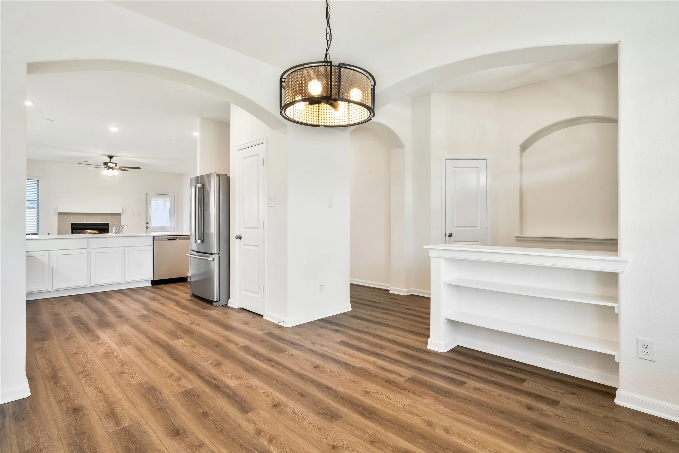 Single Family Residence For Sale in Collin County , 1805 Piedmont Place, Celina, Texas 75009, 3 Bedroom, 2 Bathroom, 2 Garage spaces, 1,724 Sqft, built in 2024, Preowned, mls#21212929, Real Estate Agent in Celina, Homes For Sale in Collin county, Homes For Sale in Celina, Realtor in Celina Texas, Real Estate Brokerage Independent Realty Texas, Luminita Cordes Realtor