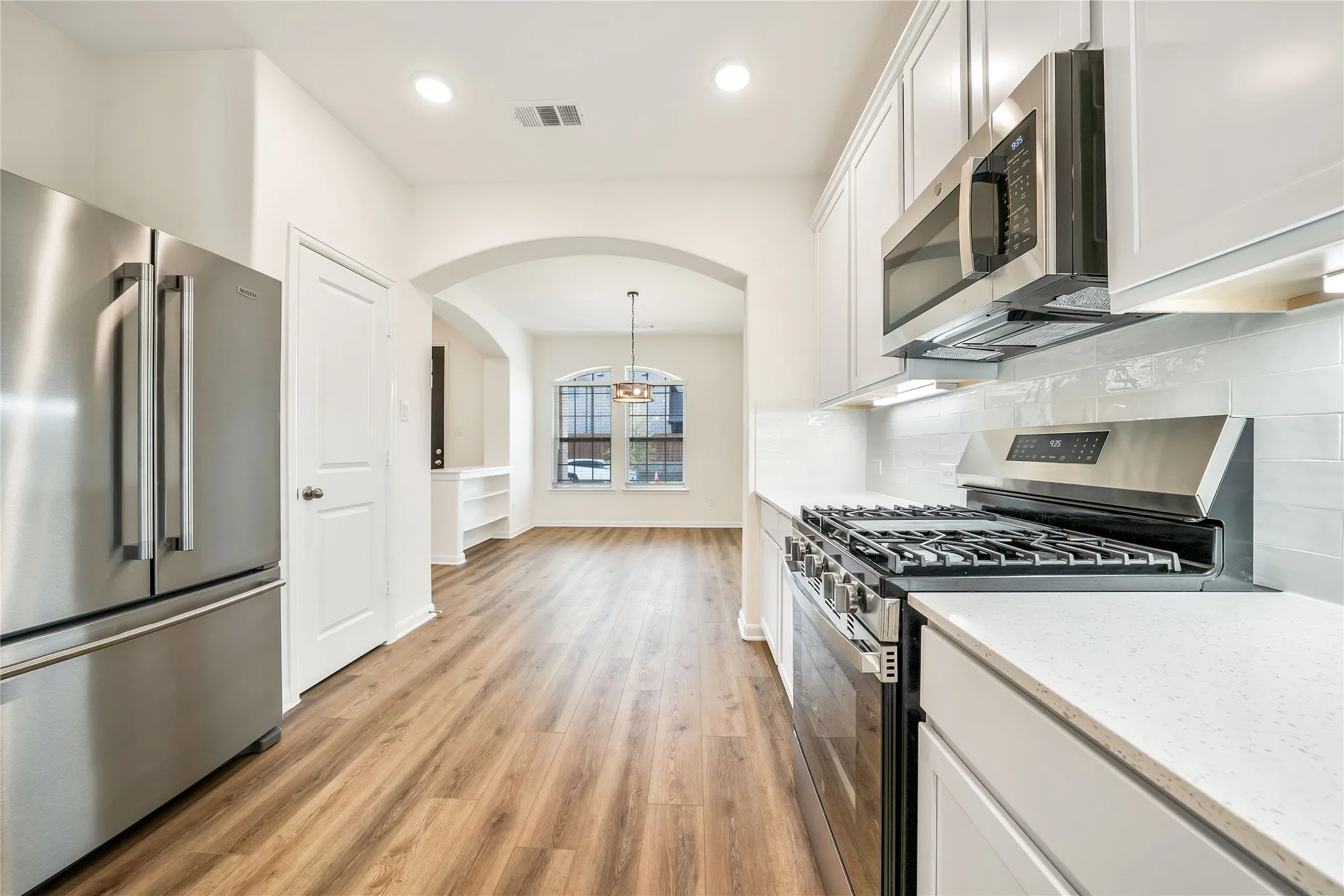 Single Family Residence For Sale in Collin County , 1805 Piedmont Place, Celina, Texas 75009, 3 Bedroom, 2 Bathroom, 2 Garage spaces, 1,724 Sqft, built in 2024, Preowned, mls#21212929, Real Estate Agent in Celina, Homes For Sale in Collin county, Homes For Sale in Celina, Realtor in Celina Texas, Real Estate Brokerage Independent Realty Texas, Luminita Cordes Realtor