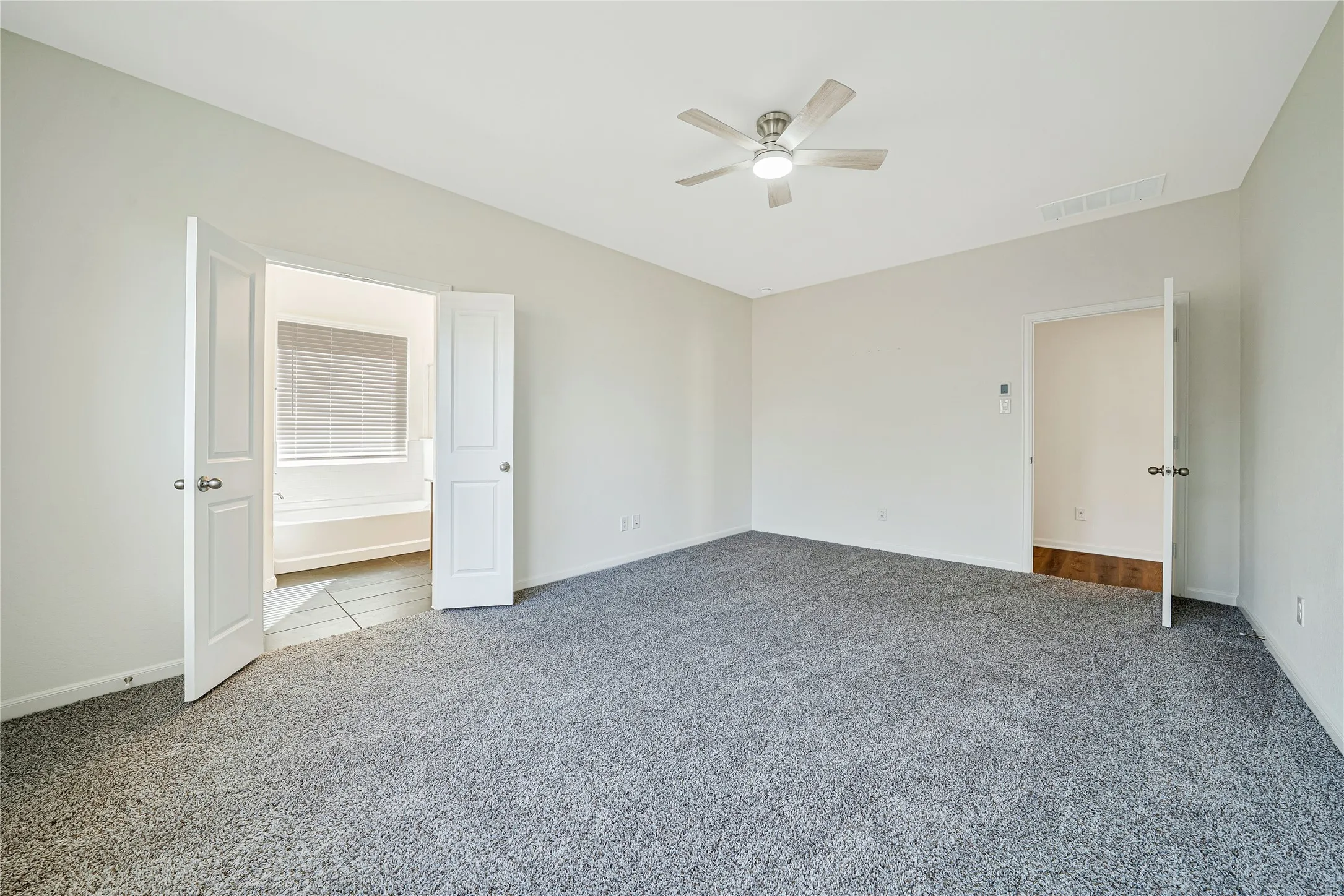 Single Family Residence For Sale in Collin County , 1805 Piedmont Place, Celina, Texas 75009, 3 Bedroom, 2 Bathroom, 2 Garage spaces, 1,724 Sqft, built in 2024, Preowned, mls#21212929, Real Estate Agent in Celina, Homes For Sale in Collin county, Homes For Sale in Celina, Realtor in Celina Texas, Real Estate Brokerage Independent Realty Texas, Luminita Cordes Realtor