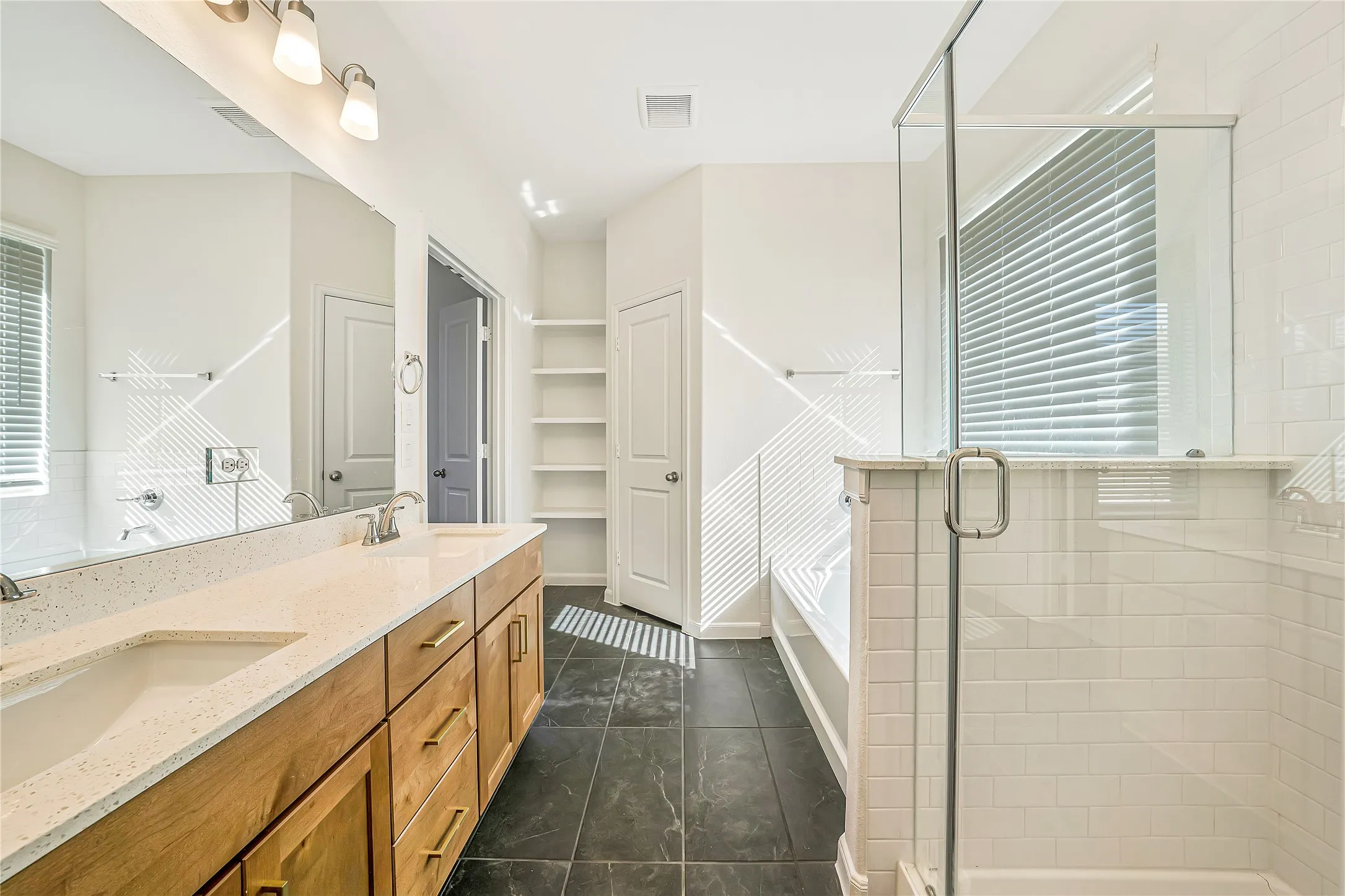 Single Family Residence For Sale in Collin County , 1805 Piedmont Place, Celina, Texas 75009, 3 Bedroom, 2 Bathroom, 2 Garage spaces, 1,724 Sqft, built in 2024, Preowned, mls#21212929, Real Estate Agent in Celina, Homes For Sale in Collin county, Homes For Sale in Celina, Realtor in Celina Texas, Real Estate Brokerage Independent Realty Texas, Luminita Cordes Realtor