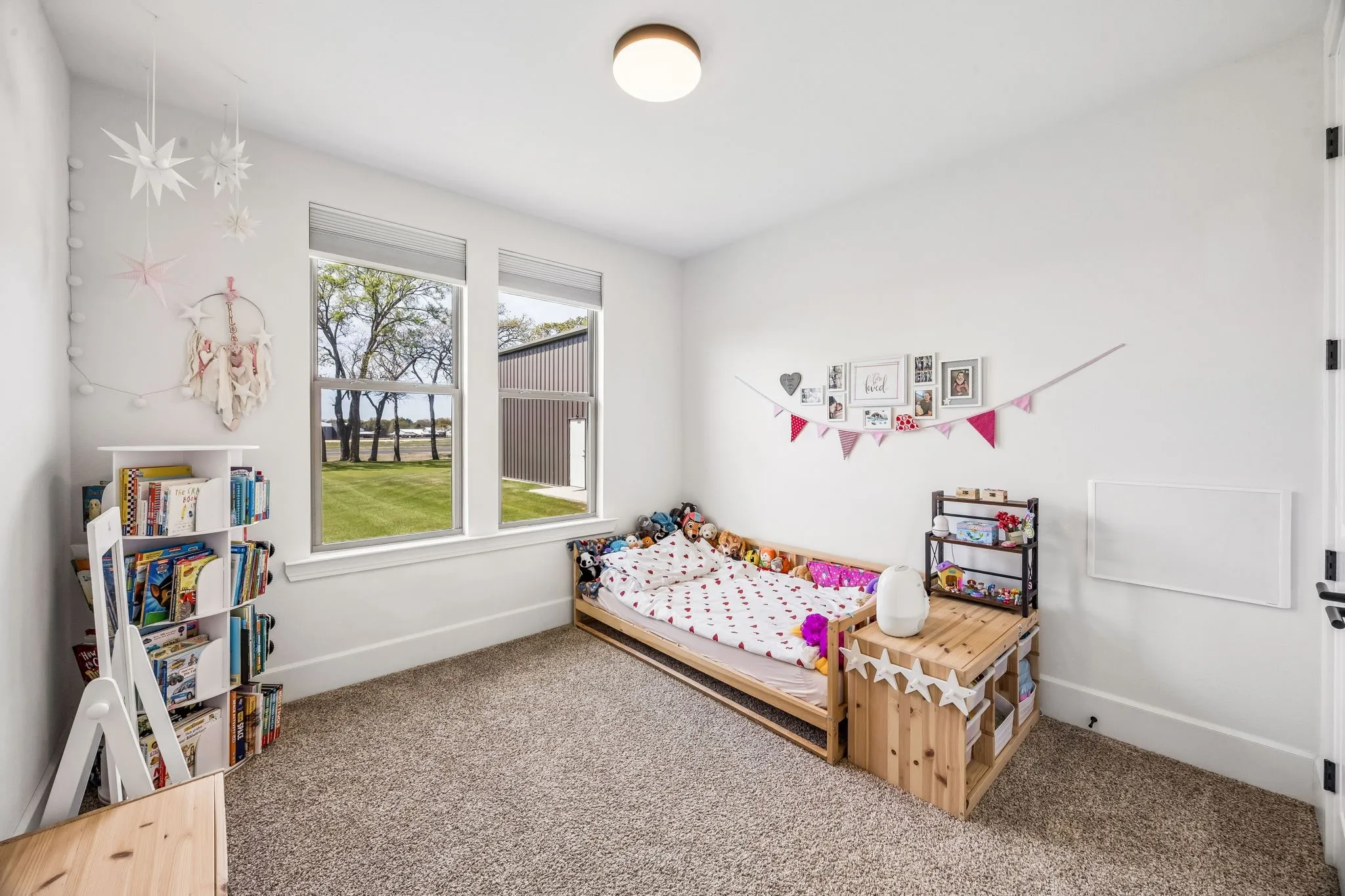 Single Family Residence For Sale in Van Zandt County , 366 Private Road 7005, Edgewood, Texas 75117, 5 Bedroom, 3 Bathroom, 2 Garage spaces, 3,008 Sqft, built in 2021, Preowned, mls#21211573, Real Estate Agent in Edgewood, Homes For Sale in Van Zandt county, Homes For Sale in Edgewood, Realtor in Edgewood Texas, Real Estate Brokerage Independent Realty Texas, Luminita Cordes Realtor