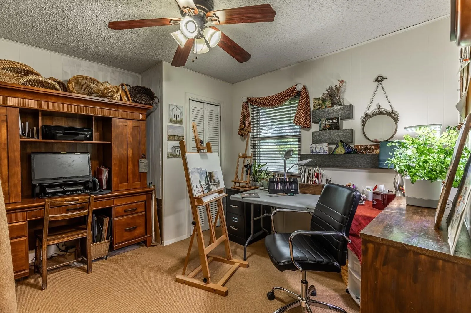 Studio, bedroom or office perfect for your need