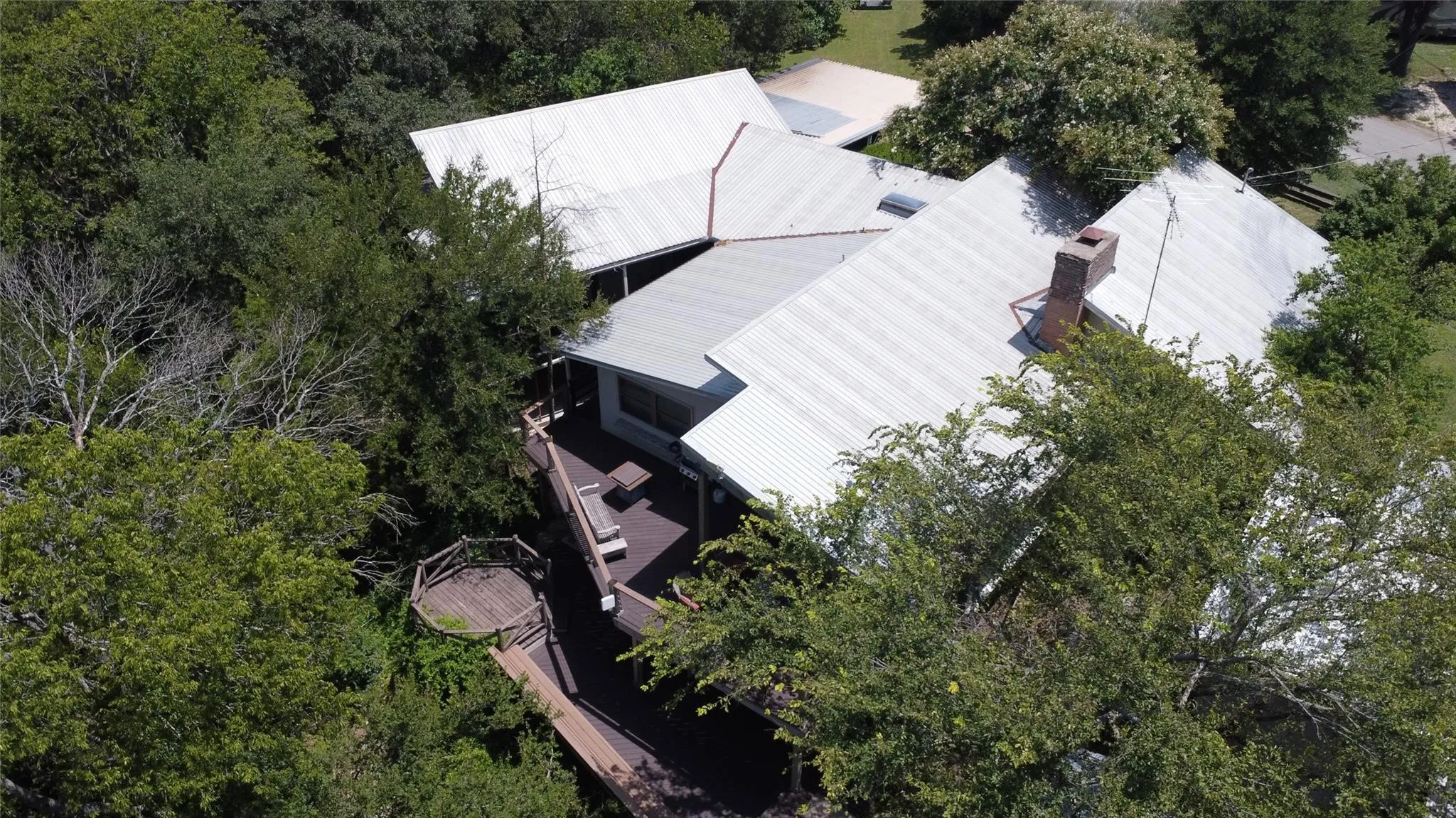 Single Family Residence For Sale in Hill County , 224 Mohon Drive, Whitney, Texas 76692, 4 Bedroom, 4 Bathroom, 2 Garage spaces, 4,030 Sqft, built in 0, Preowned, mls#21206910, Real Estate Agent in Whitney, Homes For Sale in Hill county, Homes For Sale in Whitney, Realtor in Whitney Texas, Real Estate Brokerage Independent Realty Texas, Luminita Cordes Realtor