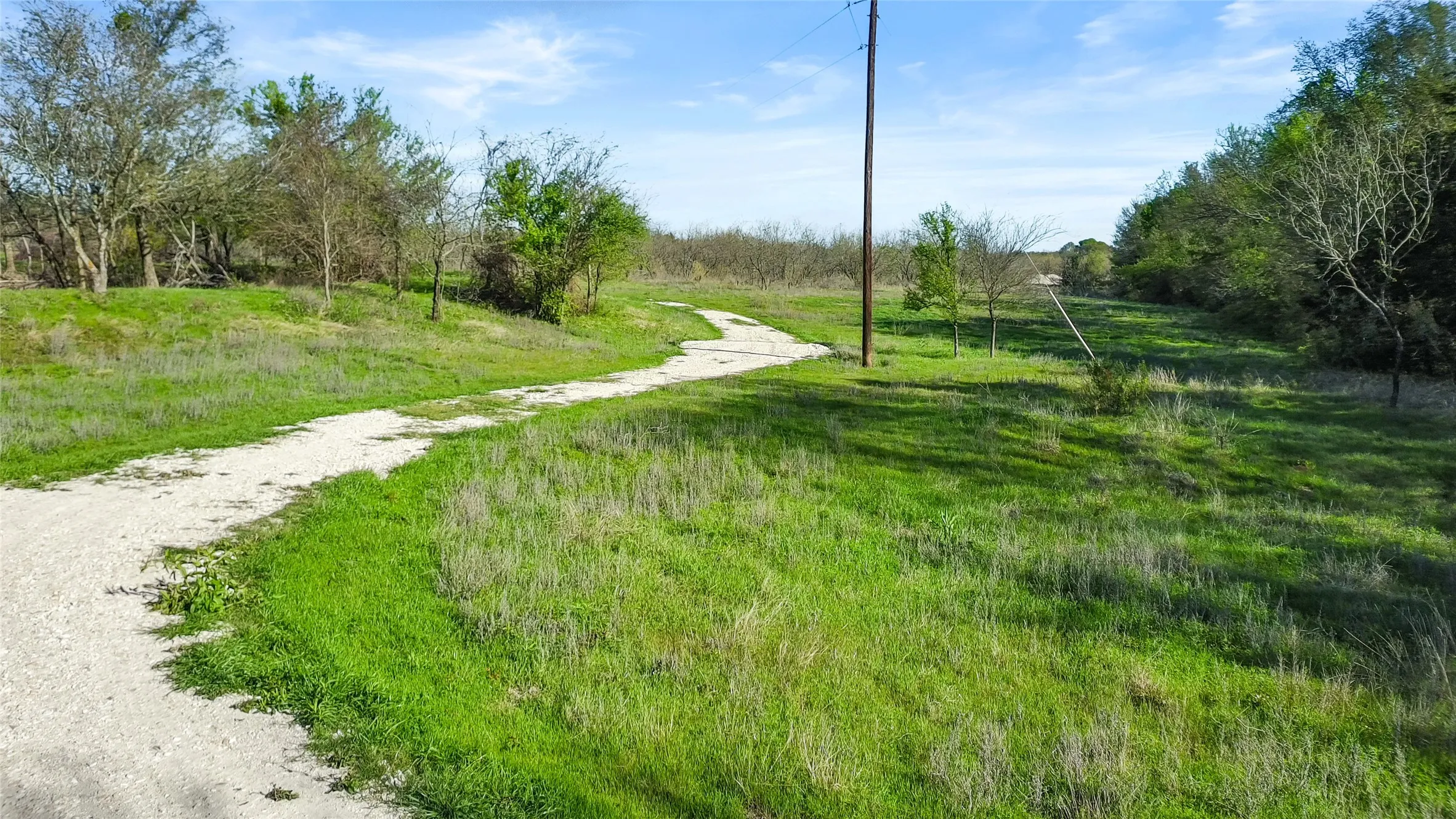 Unimproved Land For Sale in Freestone County , TBD FCR 971, Mexia, Texas 76667, 0, 0, Garage spaces, 0 Sqft, built in 0, Price $335,000, mls#21214429, Real Estate Agent in Mexia, Homes For Sale in Freestone county, Homes For Sale in Mexia, Realtor in Mexia Texas, Real Estate Brokerage Independent Realty Texas, Luminita Cordes Realtor