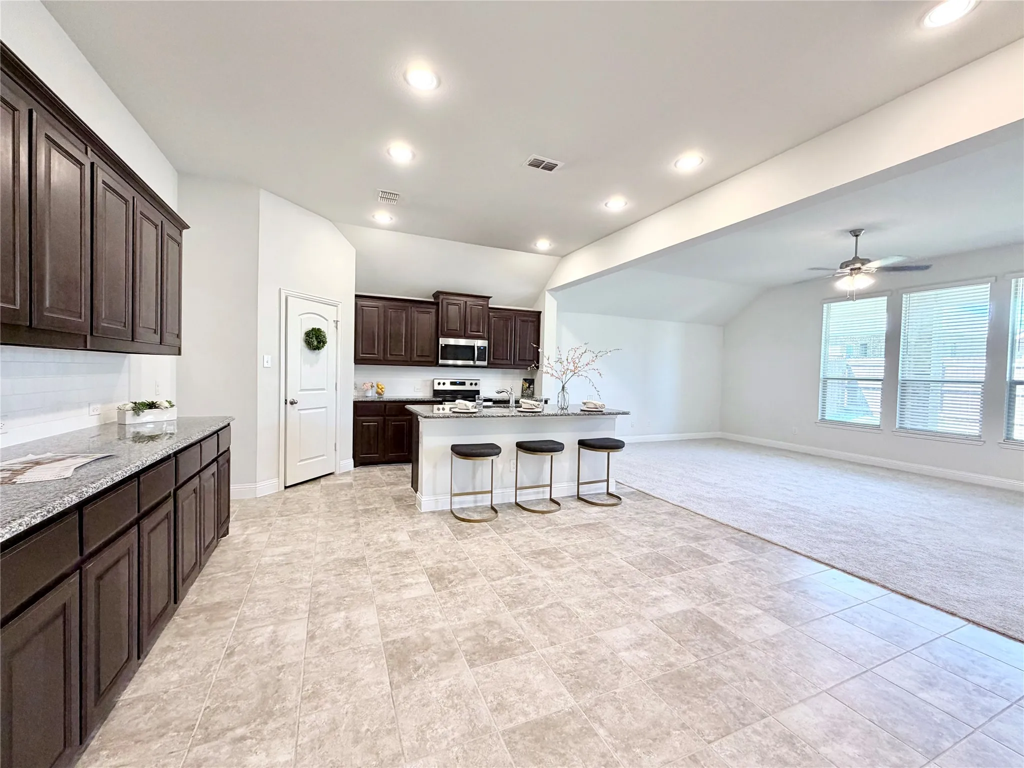 Single Family Residence For Sale in Dallas County , 1413 River Vale Road, Garland, Texas 75041, 4 Bedroom, 2 Bathroom, 2 Garage spaces, 1,982 Sqft, built in 2022, Preowned, mls#21214454, Real Estate Agent in Garland, Homes For Sale in Dallas county, Homes For Sale in Garland, Realtor in Garland Texas, Real Estate Brokerage Independent Realty Texas, Luminita Cordes Realtor