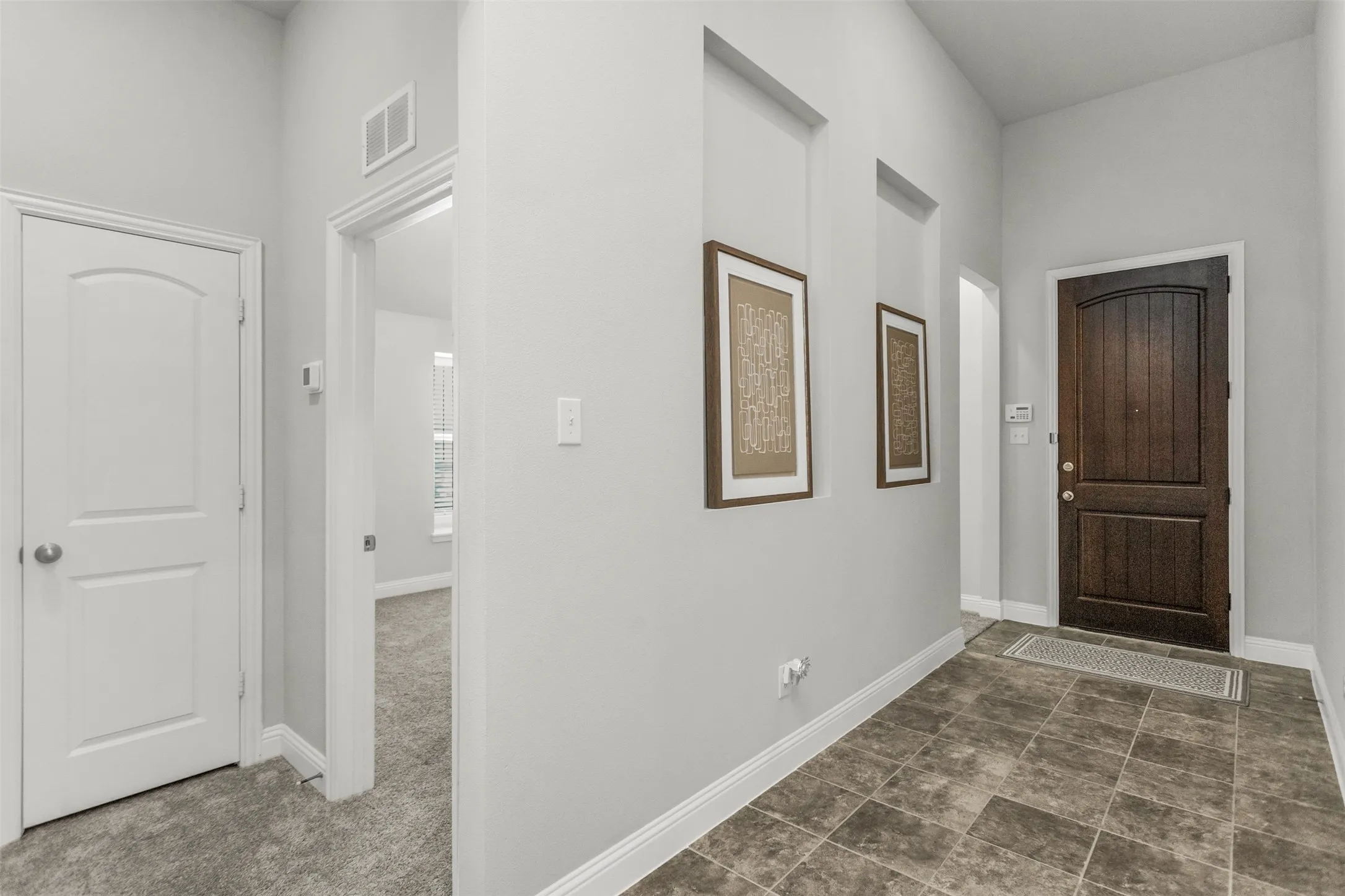 Single Family Residence For Sale in Dallas County , 1413 River Vale Road, Garland, Texas 75041, 4 Bedroom, 2 Bathroom, 2 Garage spaces, 1,982 Sqft, built in 2022, Preowned, mls#21214454, Real Estate Agent in Garland, Homes For Sale in Dallas county, Homes For Sale in Garland, Realtor in Garland Texas, Real Estate Brokerage Independent Realty Texas, Luminita Cordes Realtor
