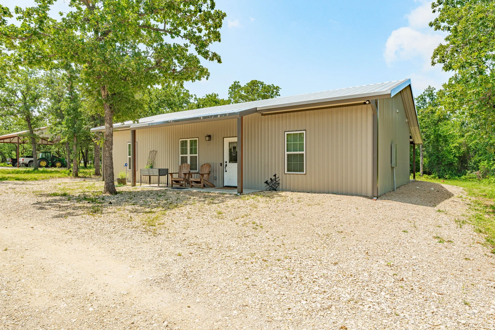 Single Family Residence For Sale in Erath County , 1375 County Road 253, Stephenville, Texas 76401, 3 Bedroom, 2 Bathroom, Garage spaces, 1,560 Sqft, built in 2023, Preowned, mls#21214468, Real Estate Agent in Stephenville, Homes For Sale in Erath county, Homes For Sale in Stephenville, Realtor in Stephenville Texas, Real Estate Brokerage Independent Realty Texas, Luminita Cordes Realtor