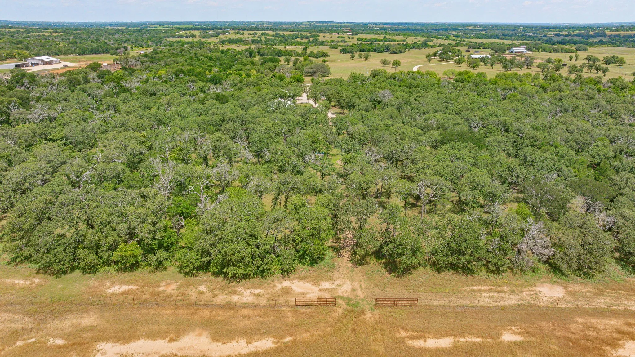 Single Family Residence For Sale in Erath County , 1375 County Road 253, Stephenville, Texas 76401, 3 Bedroom, 2 Bathroom, Garage spaces, 1,560 Sqft, built in 2023, Preowned, mls#21214468, Real Estate Agent in Stephenville, Homes For Sale in Erath county, Homes For Sale in Stephenville, Realtor in Stephenville Texas, Real Estate Brokerage Independent Realty Texas, Luminita Cordes Realtor