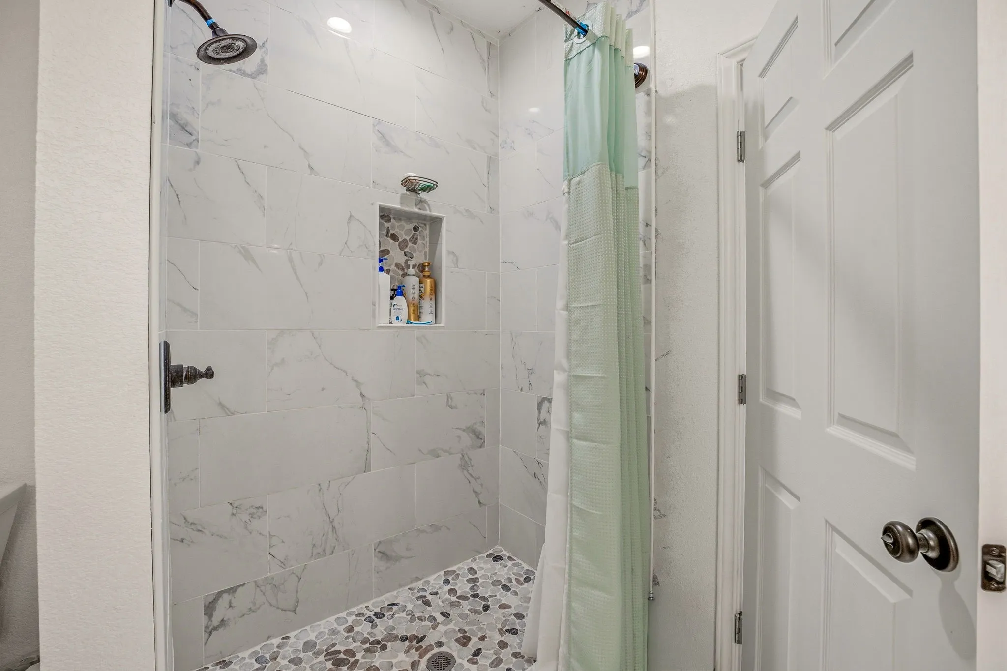 Single Family Residence For Sale in Erath County , 1375 County Road 253, Stephenville, Texas 76401, 3 Bedroom, 2 Bathroom, Garage spaces, 1,560 Sqft, built in 2023, Preowned, mls#21214468, Real Estate Agent in Stephenville, Homes For Sale in Erath county, Homes For Sale in Stephenville, Realtor in Stephenville Texas, Real Estate Brokerage Independent Realty Texas, Luminita Cordes Realtor