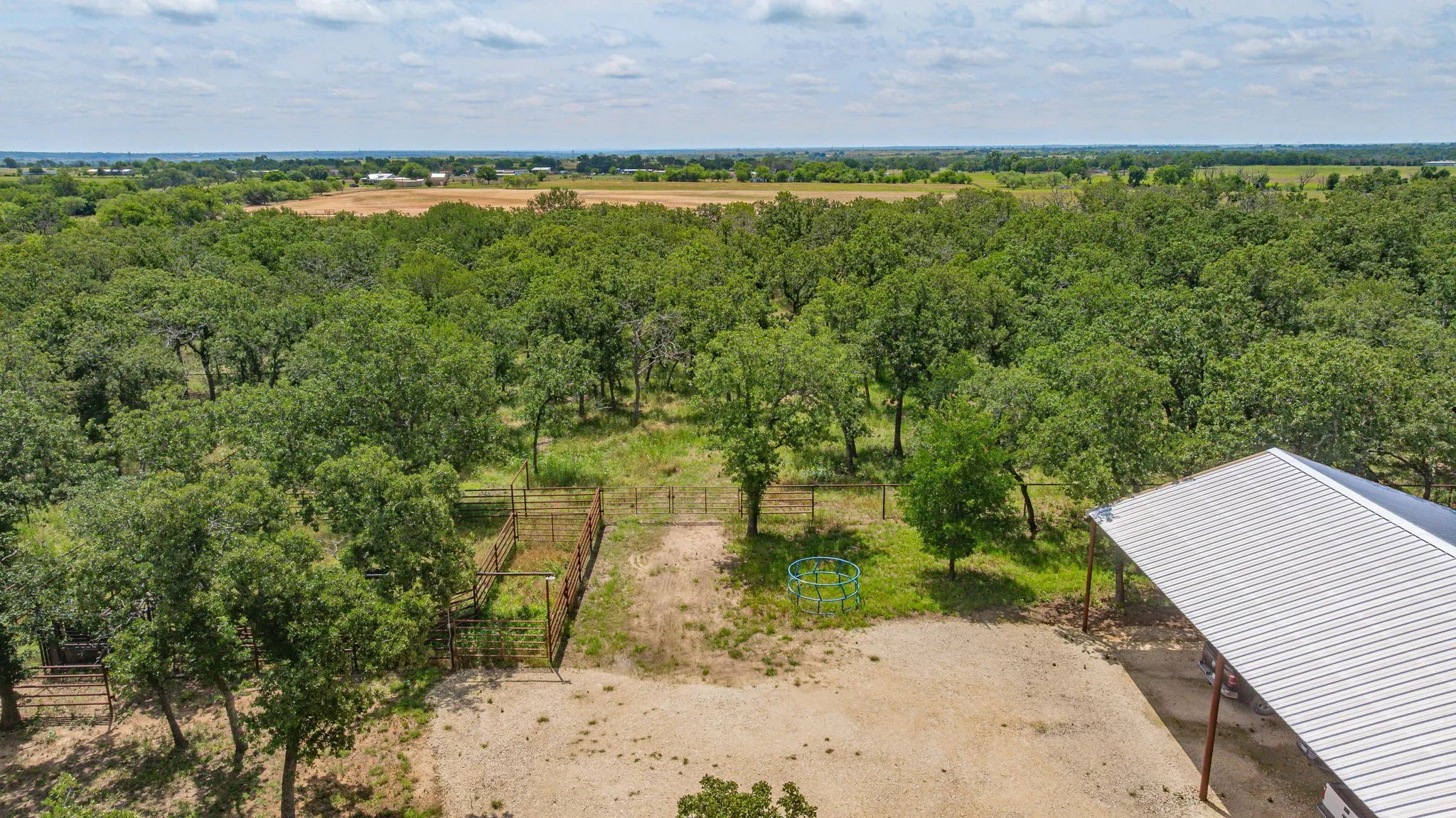 Single Family Residence For Sale in Erath County , 1375 County Road 253, Stephenville, Texas 76401, 3 Bedroom, 2 Bathroom, Garage spaces, 1,560 Sqft, built in 2023, Preowned, mls#21214468, Real Estate Agent in Stephenville, Homes For Sale in Erath county, Homes For Sale in Stephenville, Realtor in Stephenville Texas, Real Estate Brokerage Independent Realty Texas, Luminita Cordes Realtor