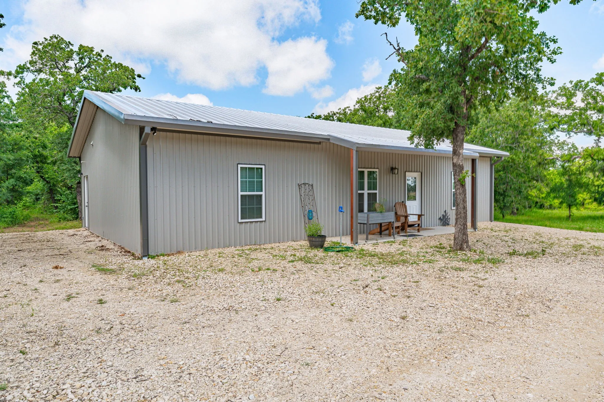 Single Family Residence For Sale in Erath County , 1375 County Road 253, Stephenville, Texas 76401, 3 Bedroom, 2 Bathroom, Garage spaces, 1,560 Sqft, built in 2023, Preowned, mls#21214468, Real Estate Agent in Stephenville, Homes For Sale in Erath county, Homes For Sale in Stephenville, Realtor in Stephenville Texas, Real Estate Brokerage Independent Realty Texas, Luminita Cordes Realtor