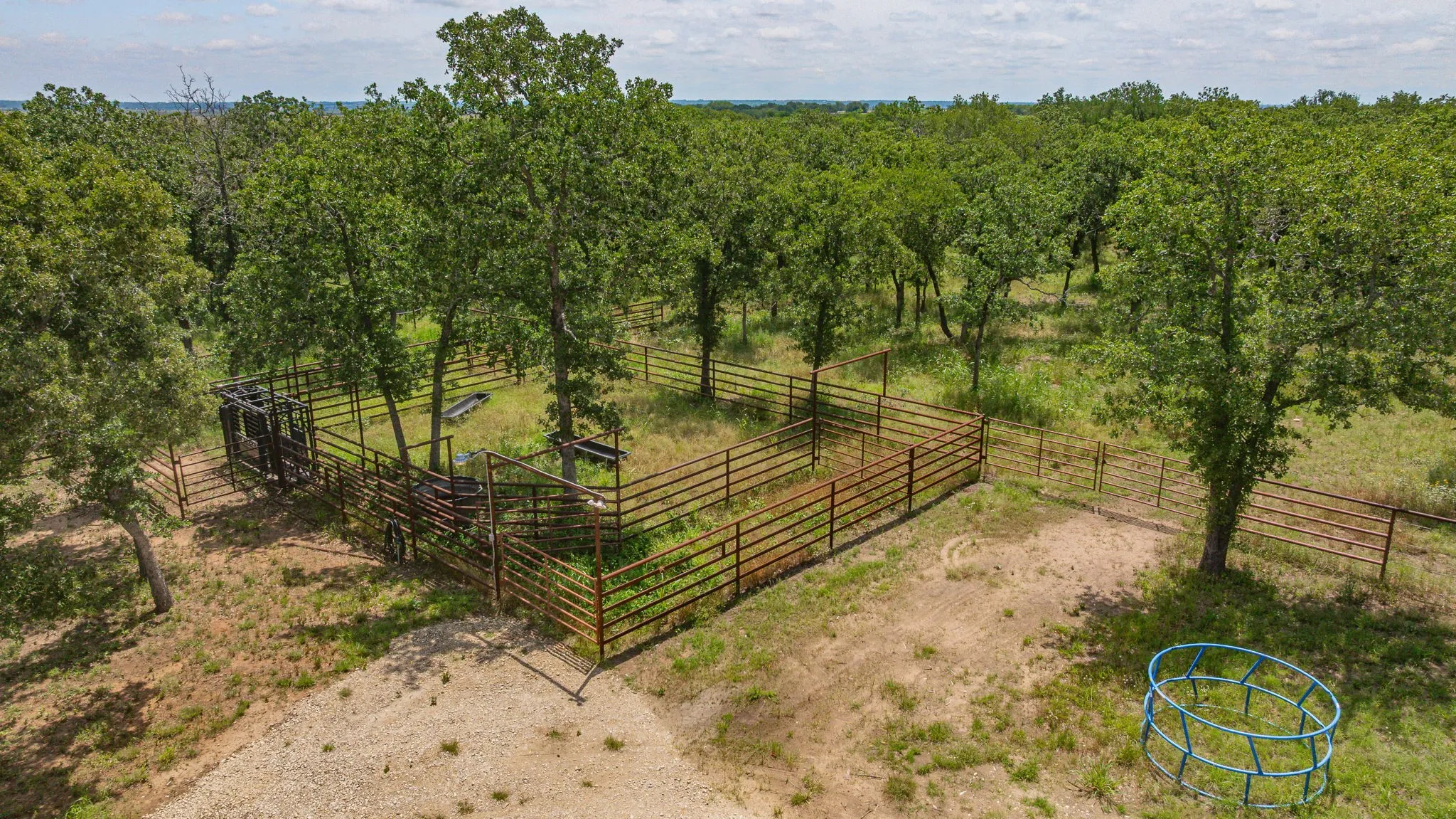 Single Family Residence For Sale in Erath County , 1375 County Road 253, Stephenville, Texas 76401, 3 Bedroom, 2 Bathroom, Garage spaces, 1,560 Sqft, built in 2023, Preowned, mls#21214468, Real Estate Agent in Stephenville, Homes For Sale in Erath county, Homes For Sale in Stephenville, Realtor in Stephenville Texas, Real Estate Brokerage Independent Realty Texas, Luminita Cordes Realtor