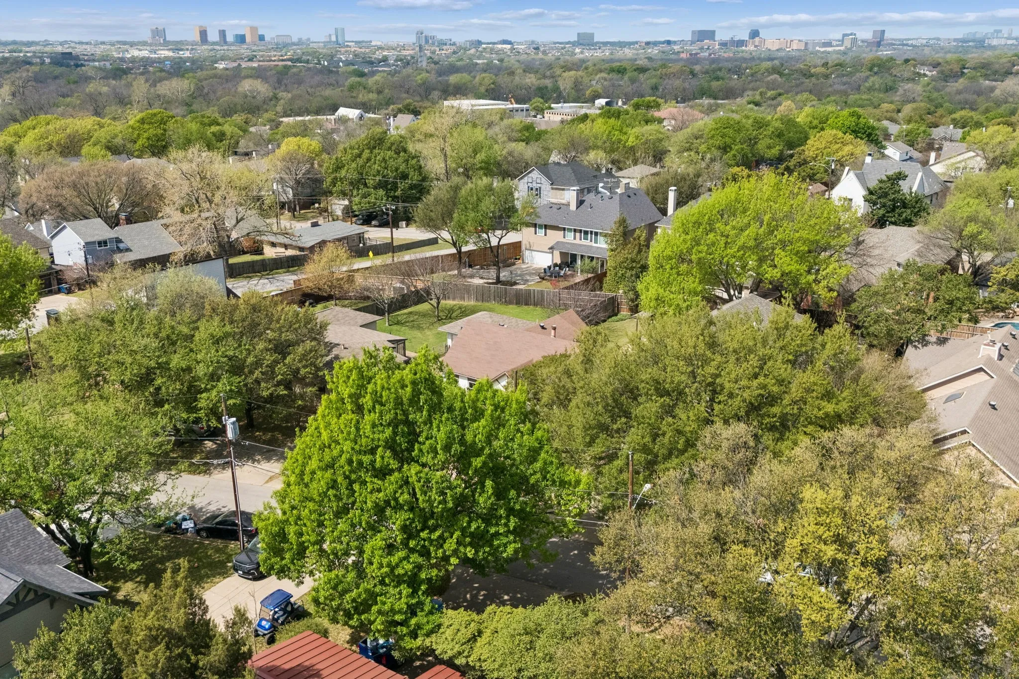 Single Family Residence For Sale in Dallas County , 8015 Eagle Trail, Dallas, Texas 75238, 3 Bedrooms, 2 Bathrooms, Garage spaces, 1,456 Sqft, built in 1983, Preowned, Price $625,000, mls#21210910, Real Estate Agent in Dallas, Homes For Sale in Dallas county, Homes For Sale in Dallas, Realtor in Dallas Texas, Real Estate Brokerage Independent Realty Texas, Luminita Cordes Realtor