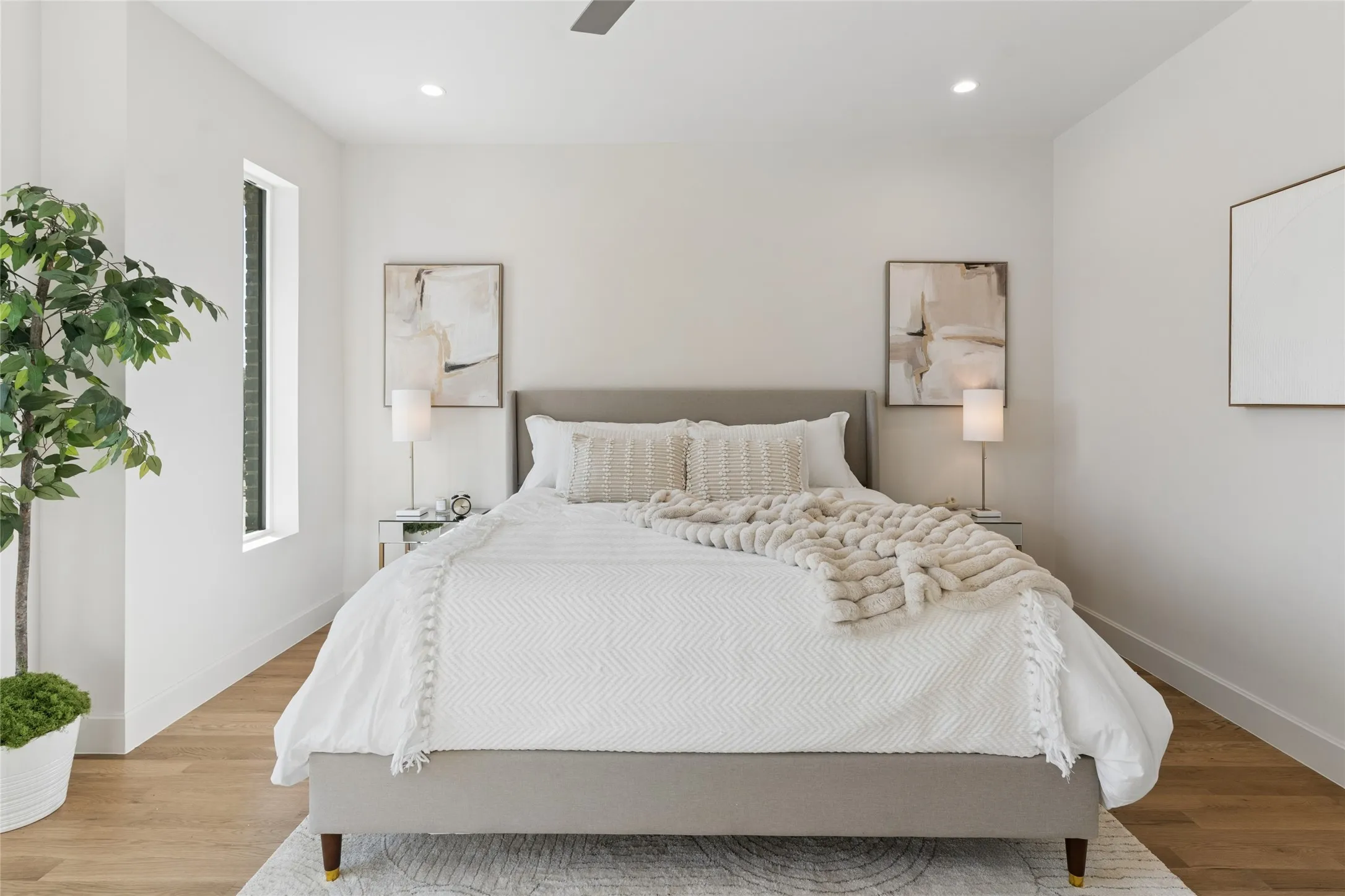 Single Family Residence For Sale in Dallas County , 6607 Roper Street, Dallas, Texas 75209, 3 Bedroom, 3 Bathroom, 2 Garage spaces, 1,909 Sqft, built in 2026, New Construction - Complete, mls#21139302, Real Estate Agent in Dallas, Homes For Sale in Dallas county, Homes For Sale in Dallas, Realtor in Dallas Texas, Real Estate Brokerage Independent Realty Texas, Luminita Cordes Realtor