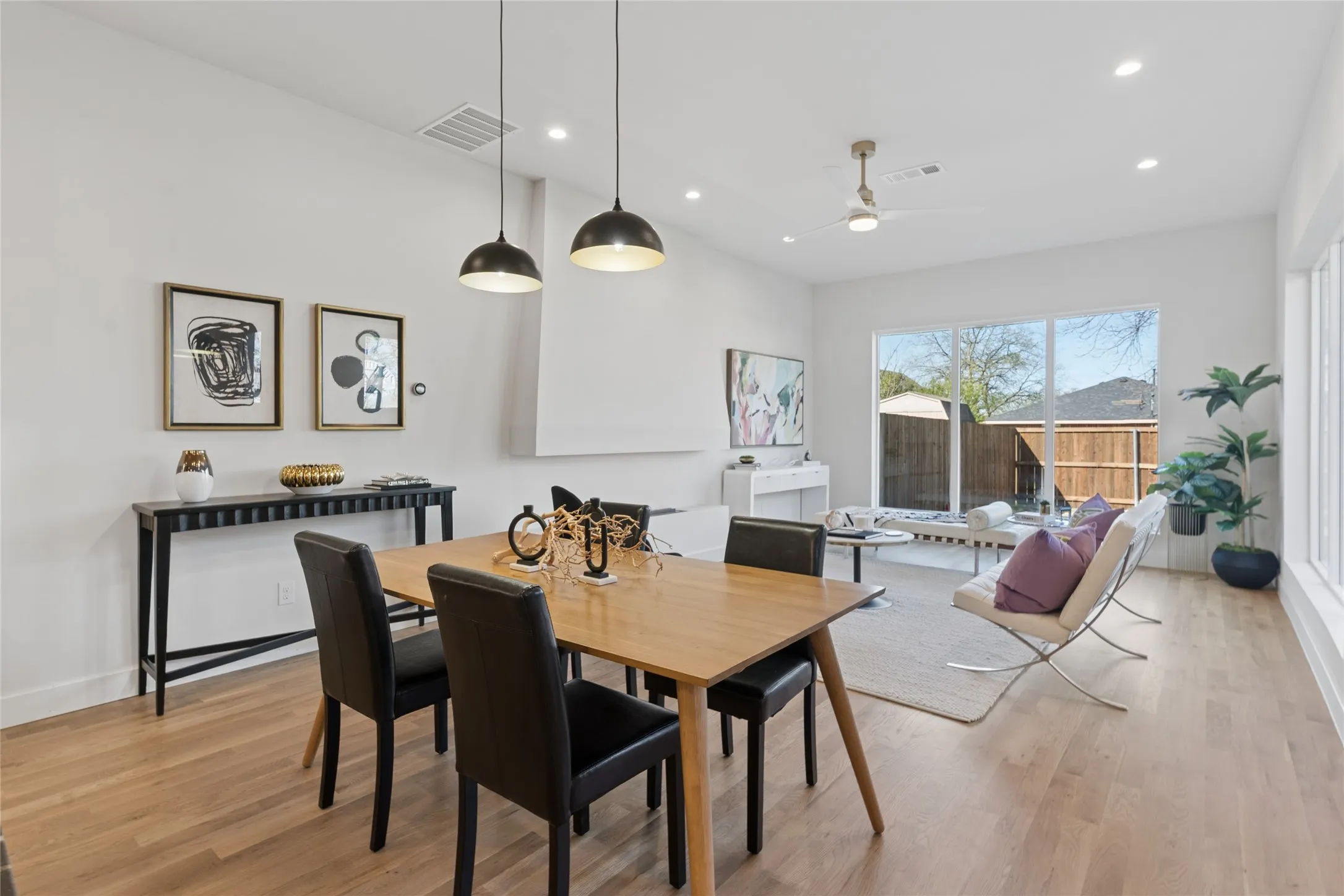 Single Family Residence For Sale in Dallas County , 6607 Roper Street, Dallas, Texas 75209, 3 Bedroom, 3 Bathroom, 2 Garage spaces, 1,909 Sqft, built in 2026, New Construction - Complete, mls#21139302, Real Estate Agent in Dallas, Homes For Sale in Dallas county, Homes For Sale in Dallas, Realtor in Dallas Texas, Real Estate Brokerage Independent Realty Texas, Luminita Cordes Realtor