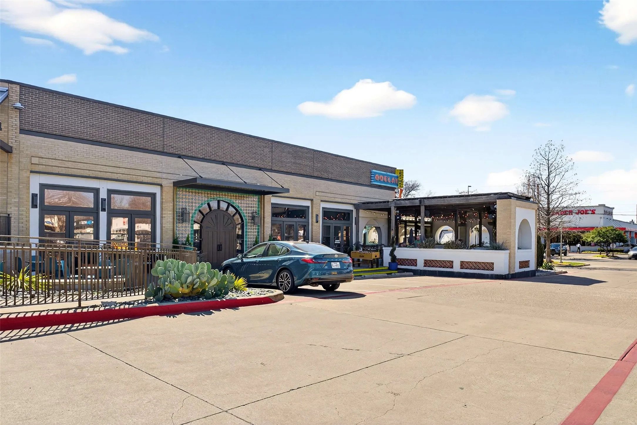 Single Family Residence For Sale in Dallas County , 6607 Roper Street, Dallas, Texas 75209, 3 Bedroom, 3 Bathroom, 2 Garage spaces, 1,909 Sqft, built in 2026, New Construction - Complete, mls#21139302, Real Estate Agent in Dallas, Homes For Sale in Dallas county, Homes For Sale in Dallas, Realtor in Dallas Texas, Real Estate Brokerage Independent Realty Texas, Luminita Cordes Realtor