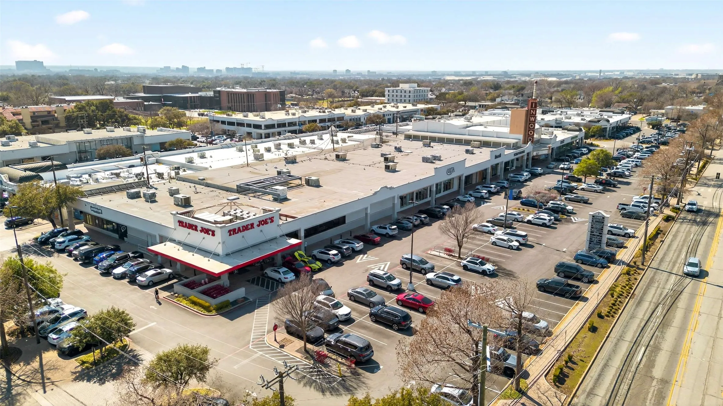 Single Family Residence For Sale in Dallas County , 6607 Roper Street, Dallas, Texas 75209, 3 Bedroom, 3 Bathroom, 2 Garage spaces, 1,909 Sqft, built in 2026, New Construction - Complete, mls#21139302, Real Estate Agent in Dallas, Homes For Sale in Dallas county, Homes For Sale in Dallas, Realtor in Dallas Texas, Real Estate Brokerage Independent Realty Texas, Luminita Cordes Realtor