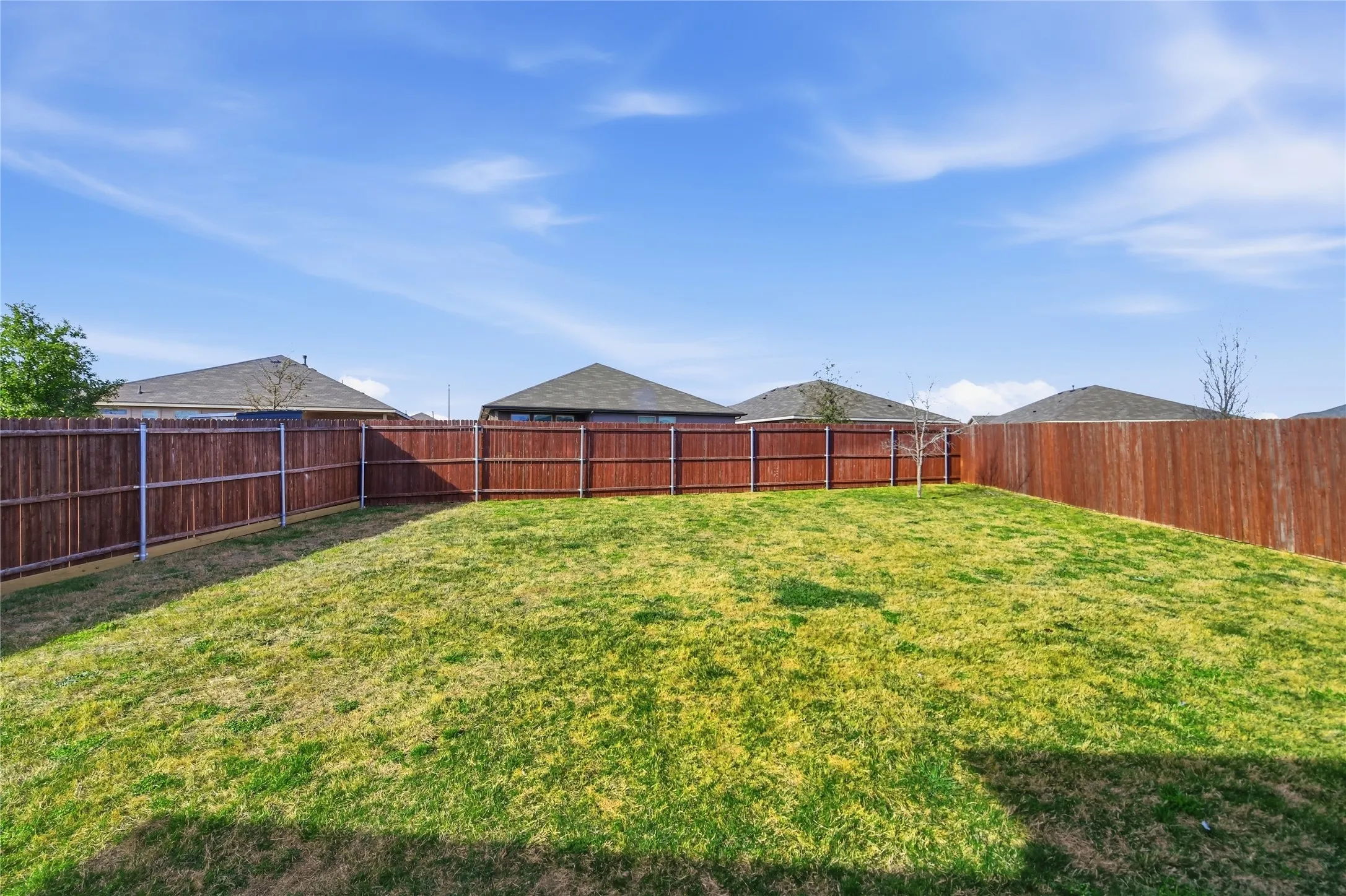 Single Family Residence For Sale in Tarrant County , 8617 Sandy Park Drive, Fort Worth, Texas 76179, 4 Bedroom, 2 Bathroom, 2 Garage spaces, 1,992 Sqft, built in 2022, mls#21214606, Real Estate Agent in Fort Worth, Homes For Sale in Tarrant county, Homes For Sale in Fort Worth, Realtor in Fort Worth Texas, Real Estate Brokerage Independent Realty Texas, Luminita Cordes Realtor