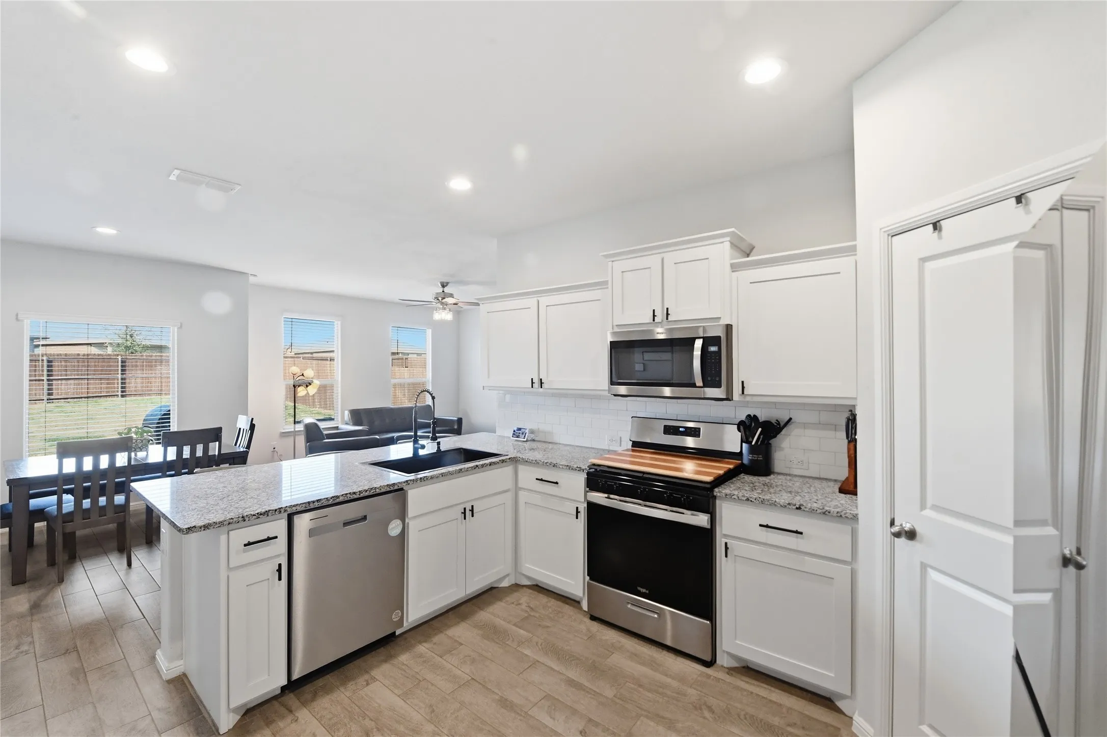 Single Family Residence For Sale in Tarrant County , 8617 Sandy Park Drive, Fort Worth, Texas 76179, 4 Bedroom, 2 Bathroom, 2 Garage spaces, 1,992 Sqft, built in 2022, mls#21214606, Real Estate Agent in Fort Worth, Homes For Sale in Tarrant county, Homes For Sale in Fort Worth, Realtor in Fort Worth Texas, Real Estate Brokerage Independent Realty Texas, Luminita Cordes Realtor
