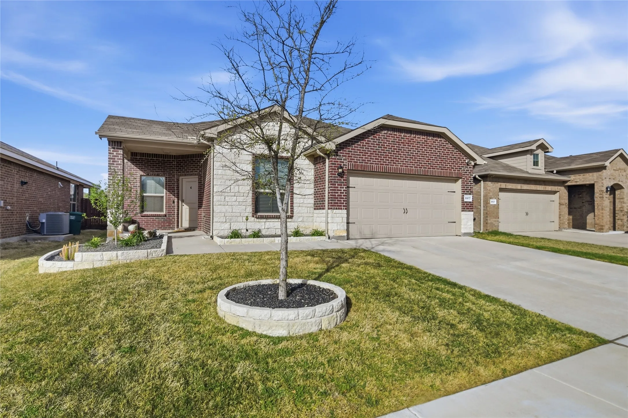 Single Family Residence For Sale in Tarrant County , 8617 Sandy Park Drive, Fort Worth, Texas 76179, 4 Bedroom, 2 Bathroom, 2 Garage spaces, 1,992 Sqft, built in 2022, mls#21214606, Real Estate Agent in Fort Worth, Homes For Sale in Tarrant county, Homes For Sale in Fort Worth, Realtor in Fort Worth Texas, Real Estate Brokerage Independent Realty Texas, Luminita Cordes Realtor