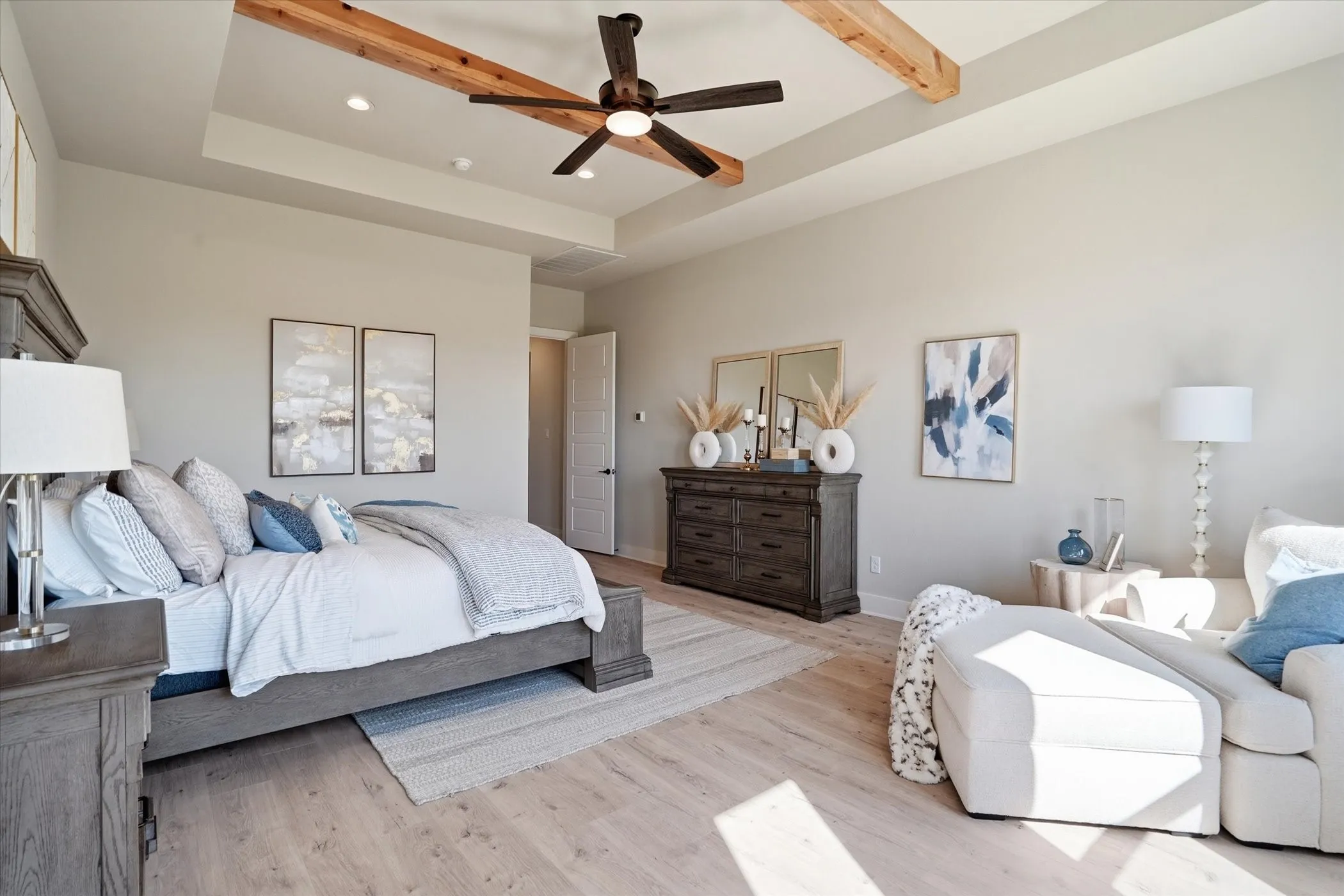 Single Family Residence For Sale in Parker County , 561 Royal Santana, Weatherford, Texas 76087, 4 Bedroom, 3 Bathroom, 3 Garage spaces, 3,000 Sqft, built in 2025, mls#21214607, Real Estate Agent in Weatherford, Homes For Sale in Parker county, Homes For Sale in Weatherford, Realtor in Weatherford Texas, Real Estate Brokerage Independent Realty Texas, Luminita Cordes Realtor