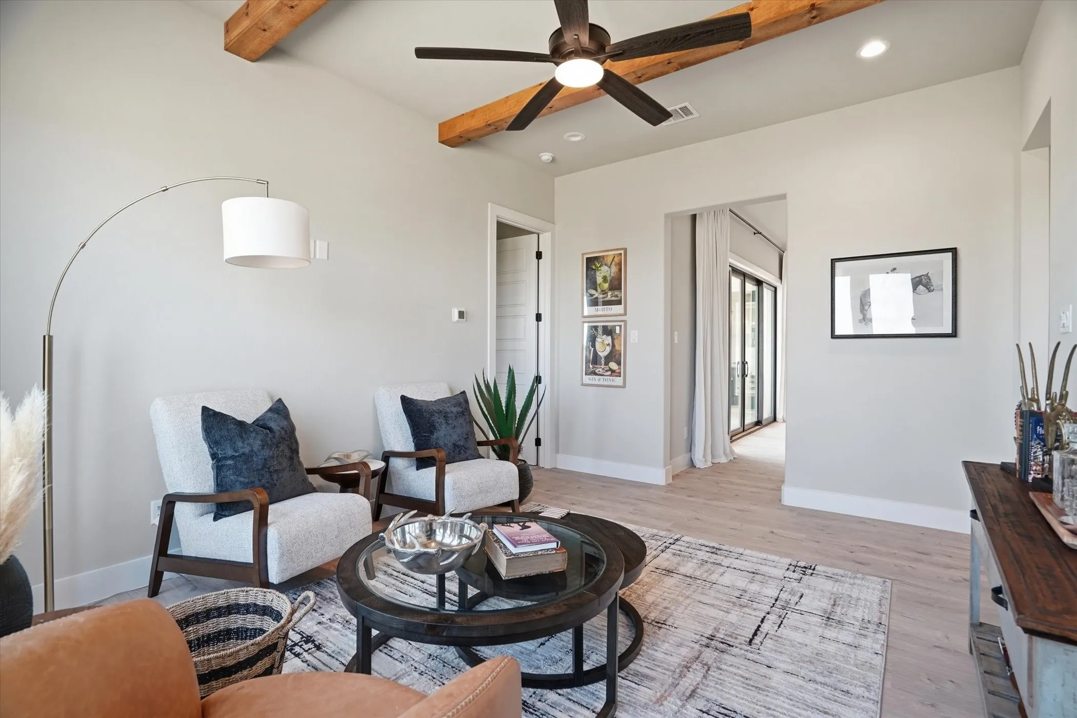 Single Family Residence For Sale in Parker County , 561 Royal Santana, Weatherford, Texas 76087, 4 Bedroom, 3 Bathroom, 3 Garage spaces, 3,000 Sqft, built in 2025, mls#21214607, Real Estate Agent in Weatherford, Homes For Sale in Parker county, Homes For Sale in Weatherford, Realtor in Weatherford Texas, Real Estate Brokerage Independent Realty Texas, Luminita Cordes Realtor