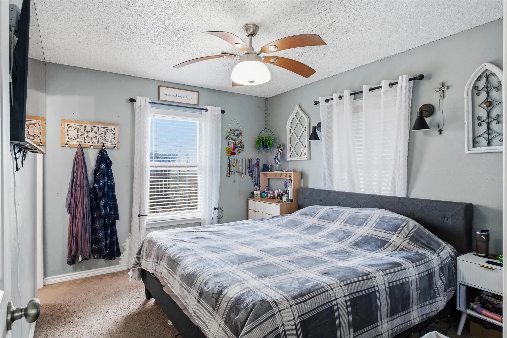 Single Family Residence For Sale in Van Zandt County , 1035 Houston Street, Wills Point, Texas 75169, 3 Bedroom, 2 Bathroom, Garage spaces, 1,356 Sqft, built in 1981, Preowned, mls#21212334, Real Estate Agent in Wills Point, Homes For Sale in Van Zandt county, Homes For Sale in Wills Point, Realtor in Wills Point Texas, Real Estate Brokerage Independent Realty Texas, Luminita Cordes Realtor