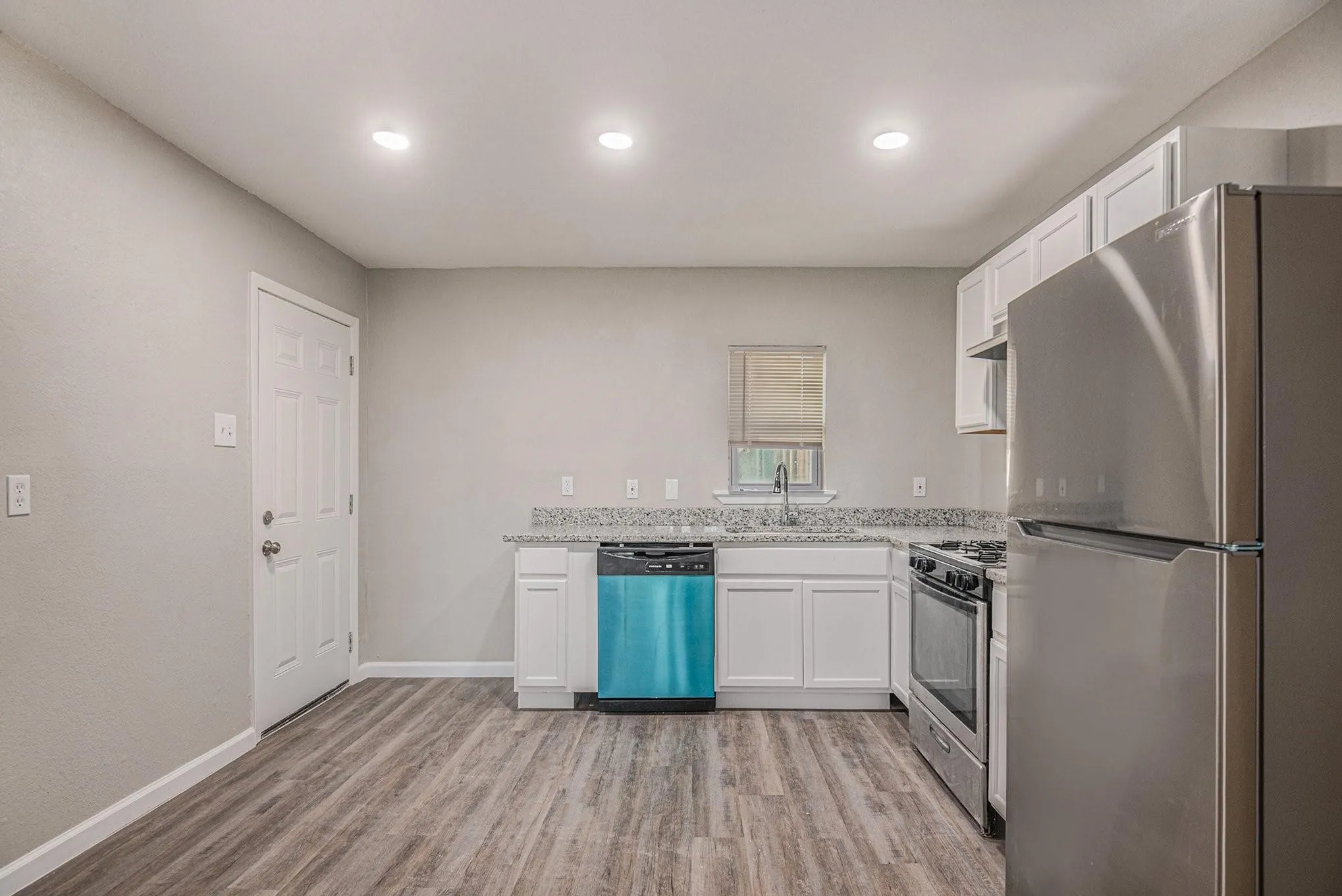 Triplex For Sale in Dallas County , 406 Dawson Circle, Grand Prairie, Texas 75051, 5 Bedroom, 3 Bathroom, Garage spaces, 0 Sqft, built in 1953, Preowned, mls#21214677, Real Estate Agent in Grand Prairie, Homes For Sale in Dallas county, Homes For Sale in Grand Prairie, Realtor in Grand Prairie Texas, Real Estate Brokerage Independent Realty Texas, Luminita Cordes Realtor