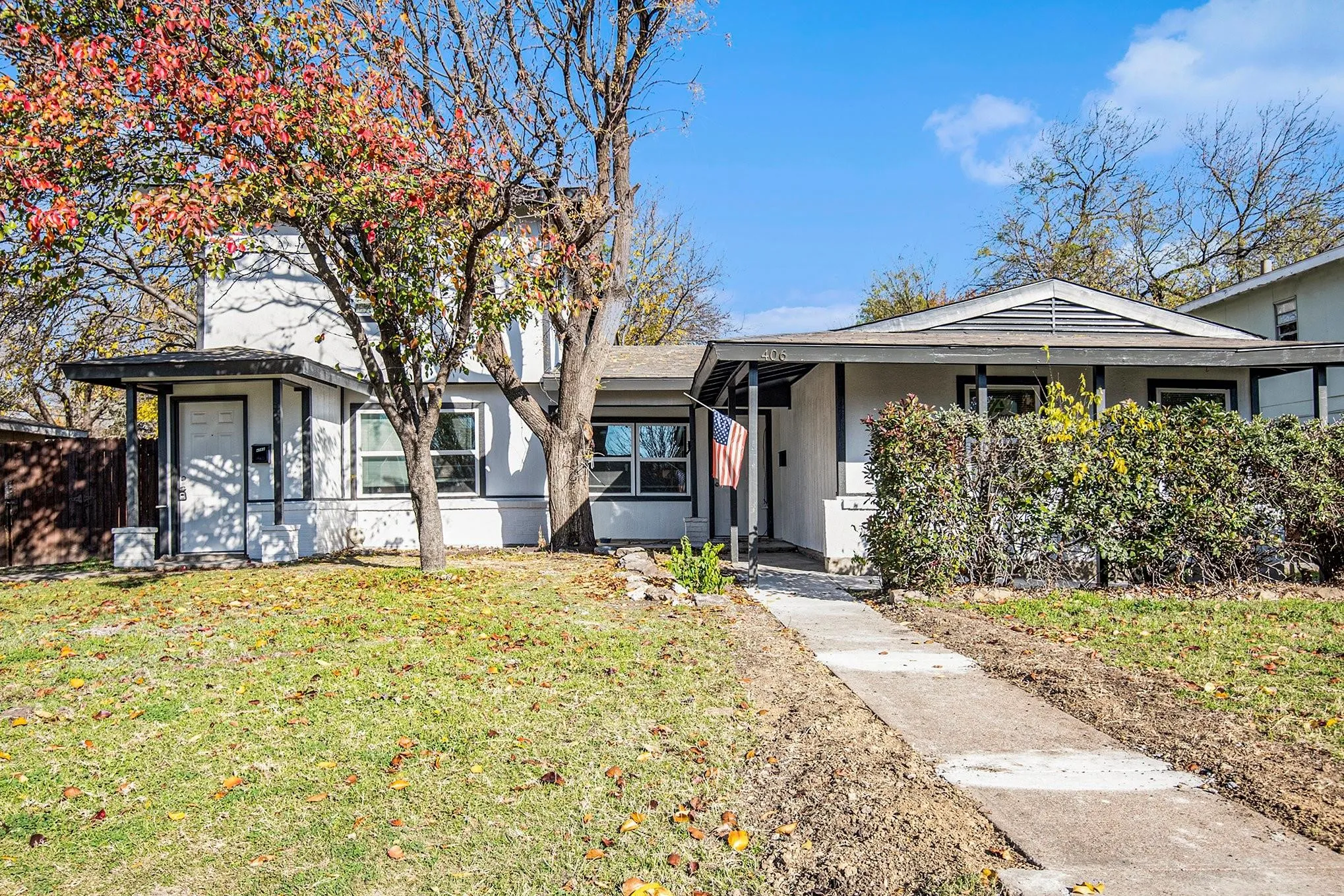 Triplex For Sale in Dallas County , 406 Dawson Circle, Grand Prairie, Texas 75051, 5 Bedroom, 3 Bathroom, Garage spaces, 0 Sqft, built in 1953, Preowned, mls#21214677, Real Estate Agent in Grand Prairie, Homes For Sale in Dallas county, Homes For Sale in Grand Prairie, Realtor in Grand Prairie Texas, Real Estate Brokerage Independent Realty Texas, Luminita Cordes Realtor