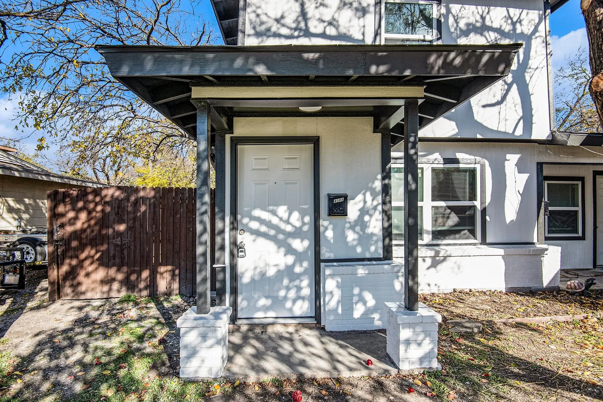 Triplex For Sale in Dallas County , 406 Dawson Circle, Grand Prairie, Texas 75051, 5 Bedroom, 3 Bathroom, Garage spaces, 0 Sqft, built in 1953, Preowned, mls#21214677, Real Estate Agent in Grand Prairie, Homes For Sale in Dallas county, Homes For Sale in Grand Prairie, Realtor in Grand Prairie Texas, Real Estate Brokerage Independent Realty Texas, Luminita Cordes Realtor