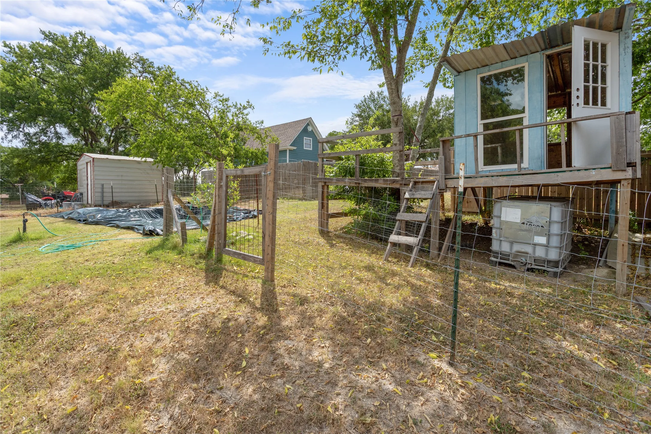 Single Family Residence For Sale in Bosque County , 200 S Cleveland, Meridian, Texas 76665, 3 Bedrooms, 2 Bathrooms, Garage spaces, 1,048 Sqft, built in 1950, Price $180,000, mls#21214684, Real Estate Agent in Meridian, Homes For Sale in Bosque county, Homes For Sale in Meridian, Realtor in Meridian Texas, Real Estate Brokerage Independent Realty Texas, Luminita Cordes Realtor
