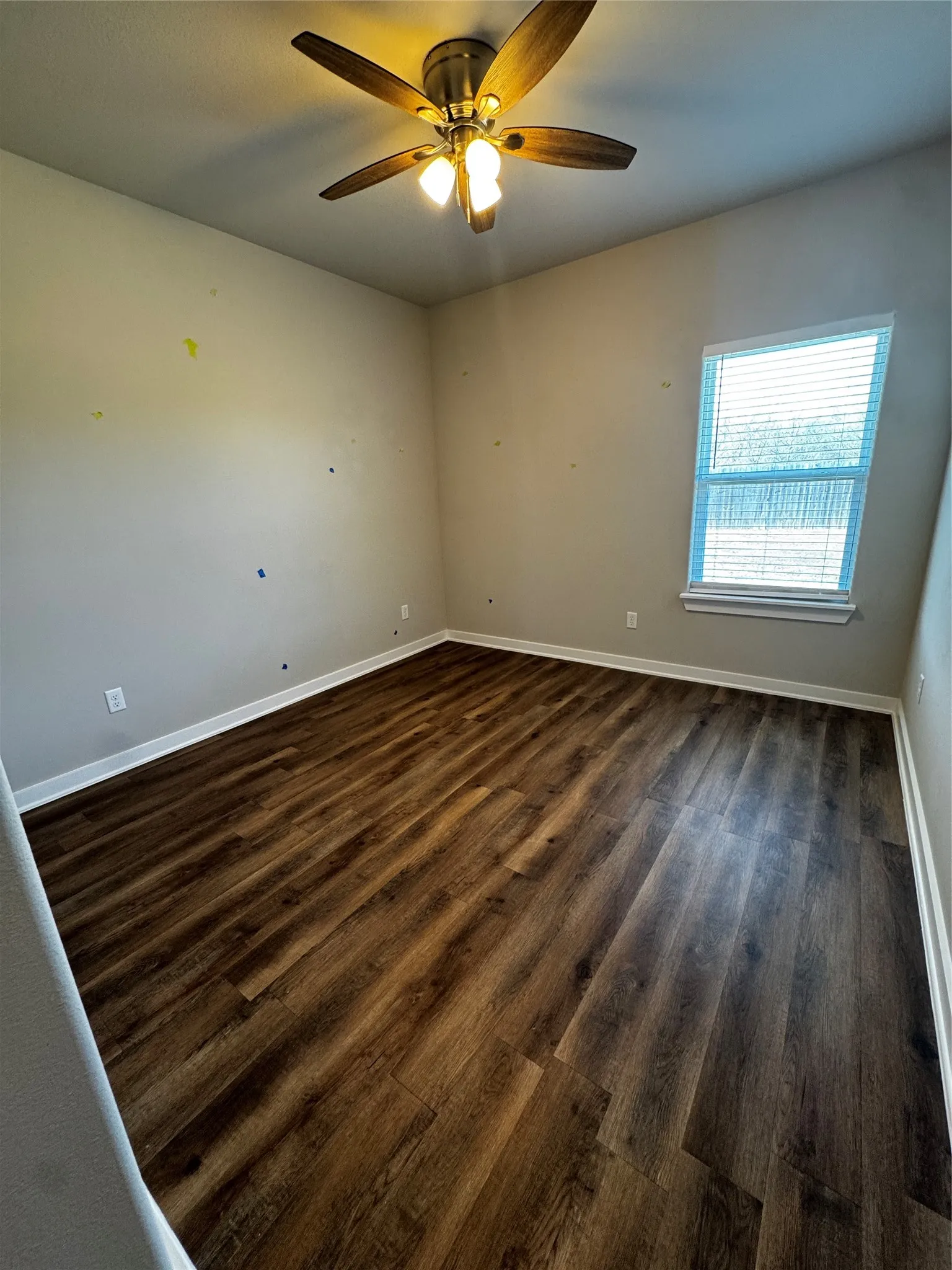 Single Family Residence For Sale in Navarro County , 3828 Skylane Avenue, Corsicana, Texas 75110, 3 Bedroom, 2 Bathroom, 2 Garage spaces, 1,401 Sqft, built in 2022, Preowned, mls#21210213, Real Estate Agent in Corsicana, Homes For Sale in Navarro county, Homes For Sale in Corsicana, Realtor in Corsicana Texas, Real Estate Brokerage Independent Realty Texas, Luminita Cordes Realtor