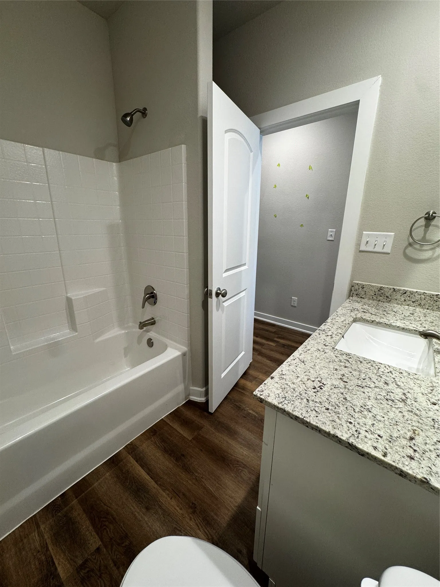 Single Family Residence For Sale in Navarro County , 3828 Skylane Avenue, Corsicana, Texas 75110, 3 Bedroom, 2 Bathroom, 2 Garage spaces, 1,401 Sqft, built in 2022, Preowned, mls#21210213, Real Estate Agent in Corsicana, Homes For Sale in Navarro county, Homes For Sale in Corsicana, Realtor in Corsicana Texas, Real Estate Brokerage Independent Realty Texas, Luminita Cordes Realtor