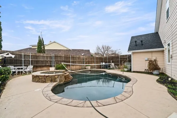 Single Family Residence For Sale in Tarrant County , 2412 Aramic Court, Arlington, Texas 76001, 4 Bedroom, 4 Bathroom, 3 Garage spaces, 2,866 Sqft, built in 2003, mls#21204711, Real Estate Agent in Arlington, Homes For Sale in Tarrant county, Homes For Sale in Arlington, Realtor in Arlington Texas, Real Estate Brokerage Independent Realty Texas, Luminita Cordes Realtor