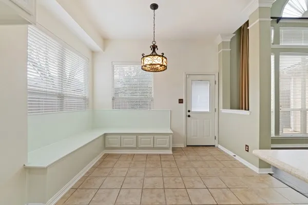 Single Family Residence For Sale in Tarrant County , 2412 Aramic Court, Arlington, Texas 76001, 4 Bedroom, 4 Bathroom, 3 Garage spaces, 2,866 Sqft, built in 2003, mls#21204711, Real Estate Agent in Arlington, Homes For Sale in Tarrant county, Homes For Sale in Arlington, Realtor in Arlington Texas, Real Estate Brokerage Independent Realty Texas, Luminita Cordes Realtor