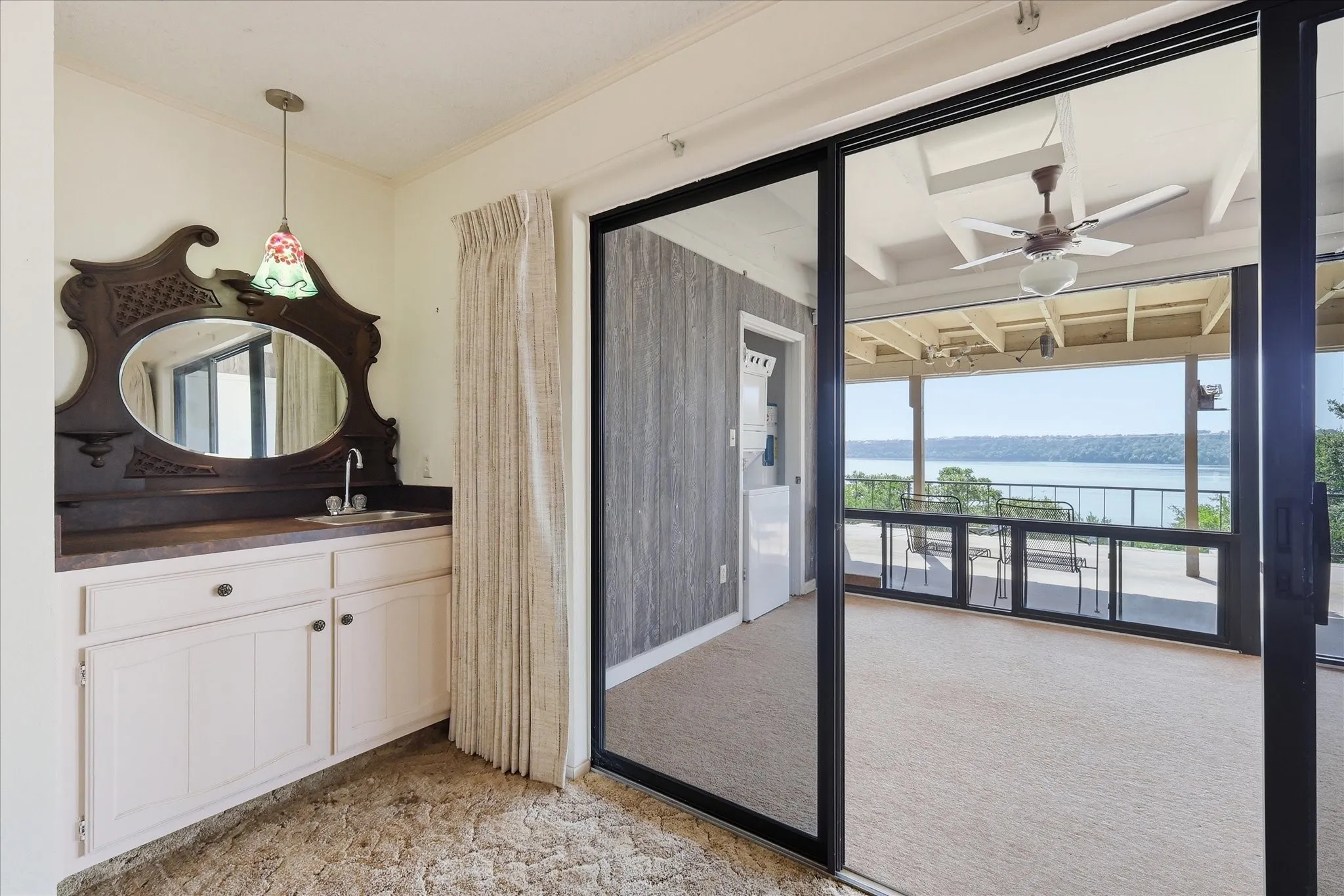 Condominium For Sale in Palo Pinto County , 2002 Mockingbird Bend B-5, Possum Kingdom Lake, Texas 76449, 3 Bedroom, 2 Bathroom, Garage spaces, 1,464 Sqft, built in 1985, Preowned, mls#21201880, Real Estate Agent in Possum Kingdom Lake, Homes For Sale in Palo Pinto county, Homes For Sale in Possum Kingdom Lake, Realtor in Possum Kingdom Lake Texas, Real Estate Brokerage Independent Realty Texas, Luminita Cordes Realtor