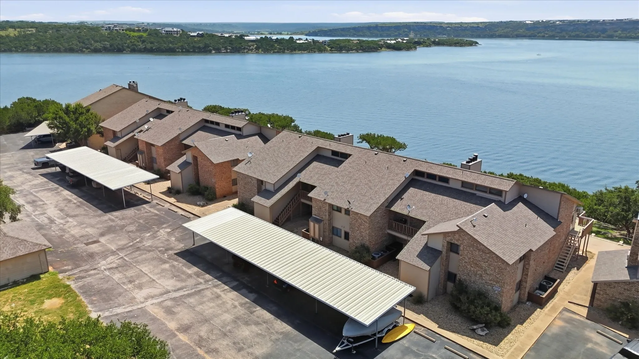 Condominium For Sale in Palo Pinto County , 2002 Mockingbird Bend B-5, Possum Kingdom Lake, Texas 76449, 3 Bedroom, 2 Bathroom, Garage spaces, 1,464 Sqft, built in 1985, Preowned, mls#21201880, Real Estate Agent in Possum Kingdom Lake, Homes For Sale in Palo Pinto county, Homes For Sale in Possum Kingdom Lake, Realtor in Possum Kingdom Lake Texas, Real Estate Brokerage Independent Realty Texas, Luminita Cordes Realtor