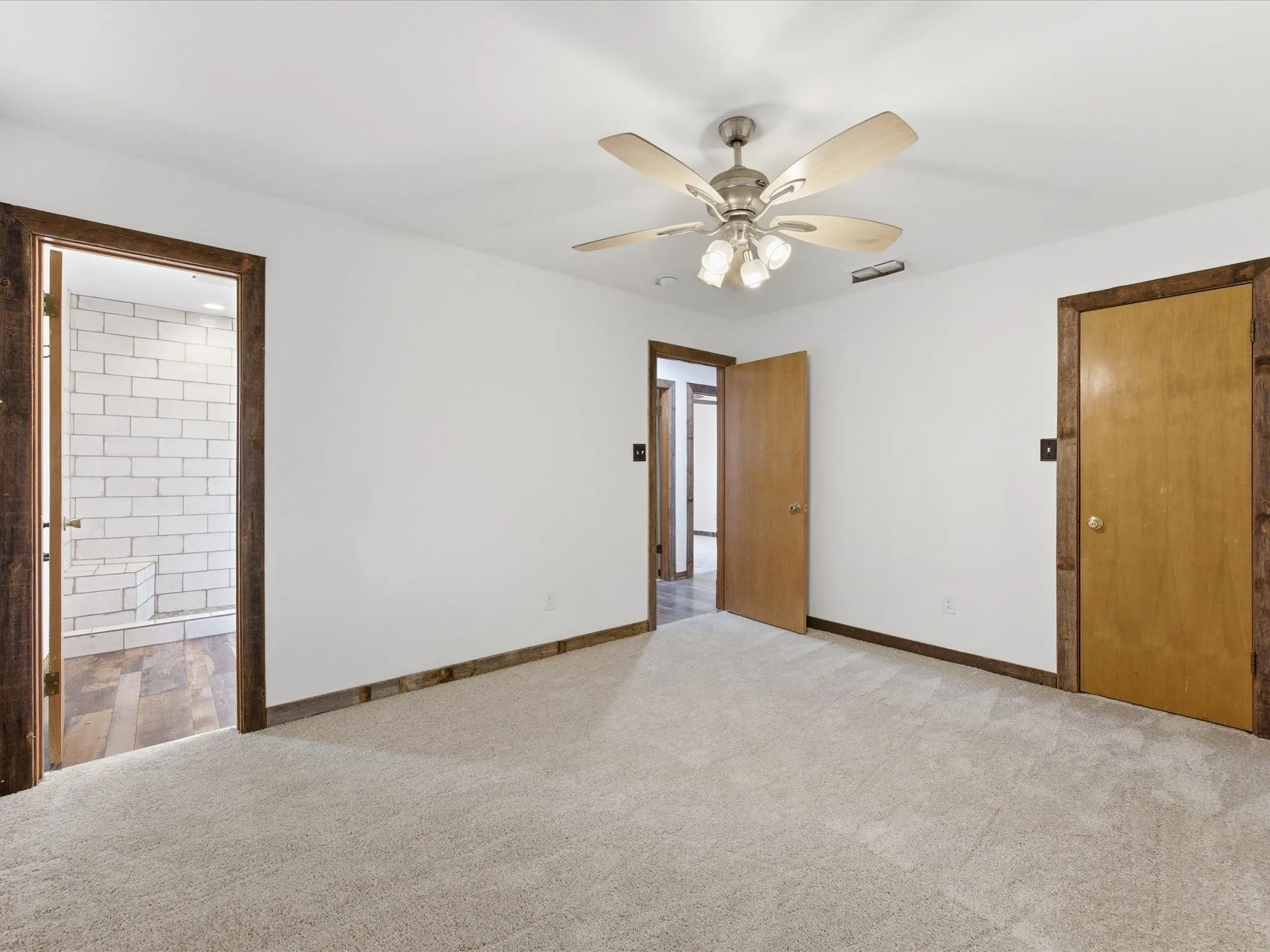 Single Family Residence For Sale in Wood County , 116 County Road 1559, Alba, Texas 75410, 3 Bedroom, 2 Bathroom, Garage spaces, 1,912 Sqft, built in 1987, mls#21214852, Real Estate Agent in Alba, Homes For Sale in Wood county, Homes For Sale in Alba, Realtor in Alba Texas, Real Estate Brokerage Independent Realty Texas, Luminita Cordes Realtor
