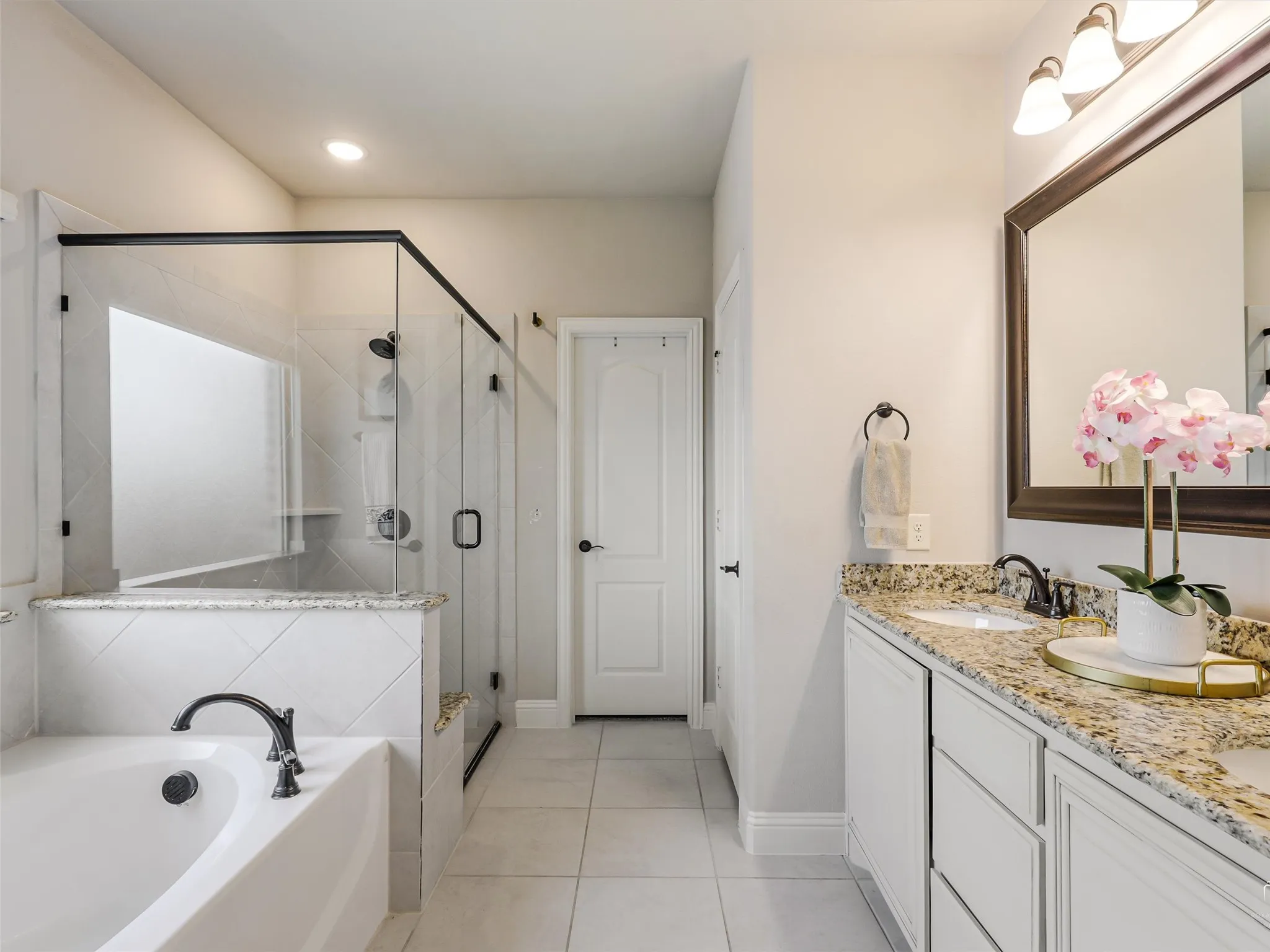Single Family Residence For Sale in Collin County , 1216 Tree Shadow Lane, Anna, Texas 75409, 4 Bedroom, 3 Bathroom, 3 Garage spaces, 3,034 Sqft, built in 2022, Preowned, mls#21213041, Real Estate Agent in Anna, Homes For Sale in Collin county, Homes For Sale in Anna, Realtor in Anna Texas, Real Estate Brokerage Independent Realty Texas, Luminita Cordes Realtor