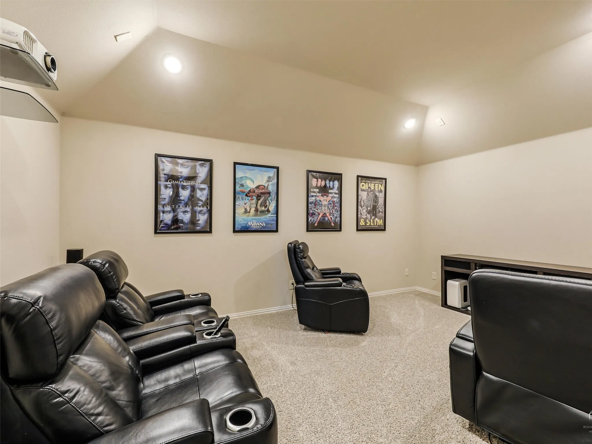 Single Family Residence For Sale in Collin County , 1216 Tree Shadow Lane, Anna, Texas 75409, 4 Bedroom, 3 Bathroom, 3 Garage spaces, 3,034 Sqft, built in 2022, Preowned, mls#21213041, Real Estate Agent in Anna, Homes For Sale in Collin county, Homes For Sale in Anna, Realtor in Anna Texas, Real Estate Brokerage Independent Realty Texas, Luminita Cordes Realtor