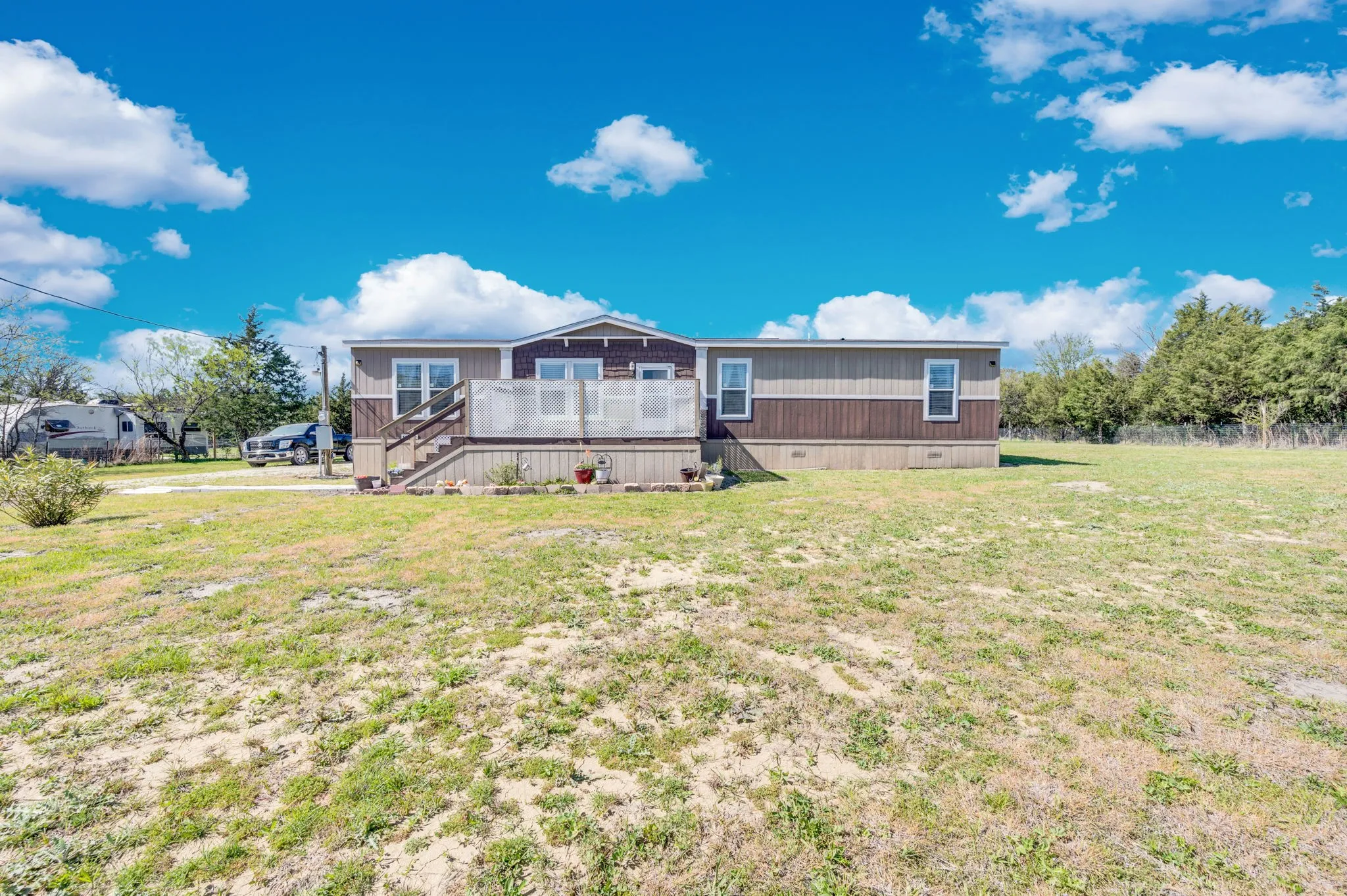 Mobile Home For Sale in Navarro County , 12032 County Road 0190 E, Rice, Texas 75155, 4 Bedroom, 2 Bathroom, Garage spaces, 1,620 Sqft, built in 2017, Preowned, mls#21214910, Real Estate Agent in Rice, Homes For Sale in Navarro county, Homes For Sale in Rice, Realtor in Rice Texas, Real Estate Brokerage Independent Realty Texas, Luminita Cordes Realtor