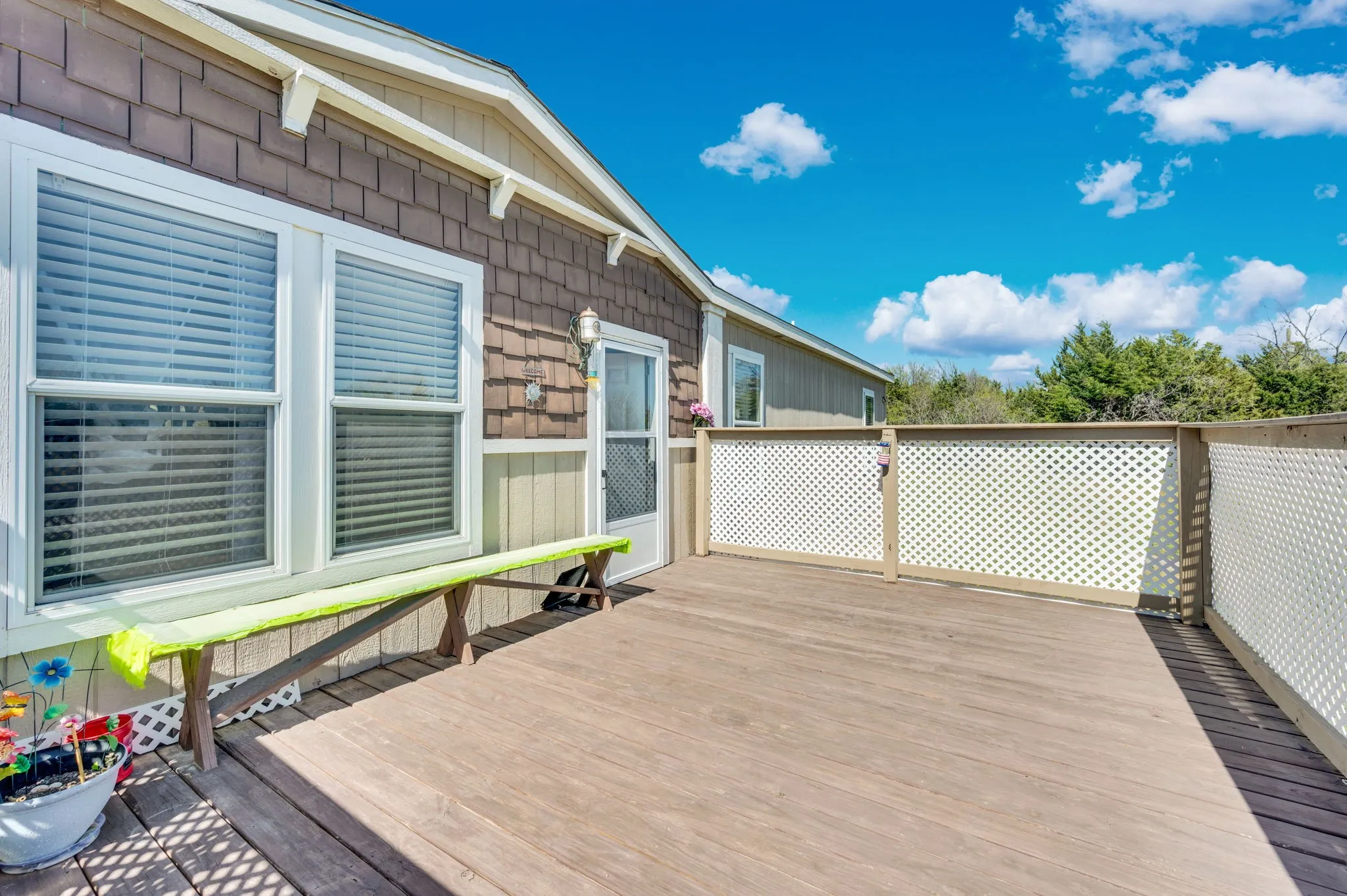 Mobile Home For Sale in Navarro County , 12032 County Road 0190 E, Rice, Texas 75155, 4 Bedroom, 2 Bathroom, Garage spaces, 1,620 Sqft, built in 2017, Preowned, mls#21214910, Real Estate Agent in Rice, Homes For Sale in Navarro county, Homes For Sale in Rice, Realtor in Rice Texas, Real Estate Brokerage Independent Realty Texas, Luminita Cordes Realtor