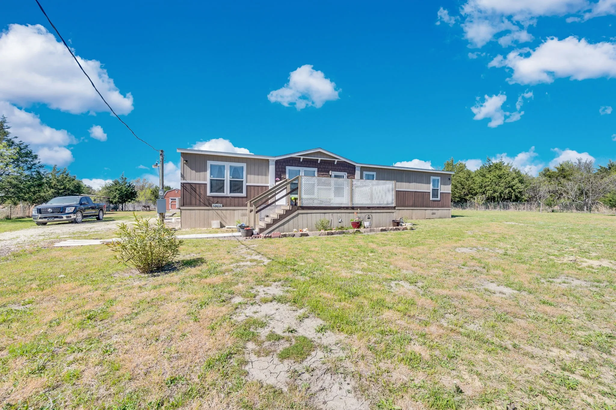 Mobile Home For Sale in Navarro County , 12032 County Road 0190 E, Rice, Texas 75155, 4 Bedroom, 2 Bathroom, Garage spaces, 1,620 Sqft, built in 2017, Preowned, mls#21214910, Real Estate Agent in Rice, Homes For Sale in Navarro county, Homes For Sale in Rice, Realtor in Rice Texas, Real Estate Brokerage Independent Realty Texas, Luminita Cordes Realtor