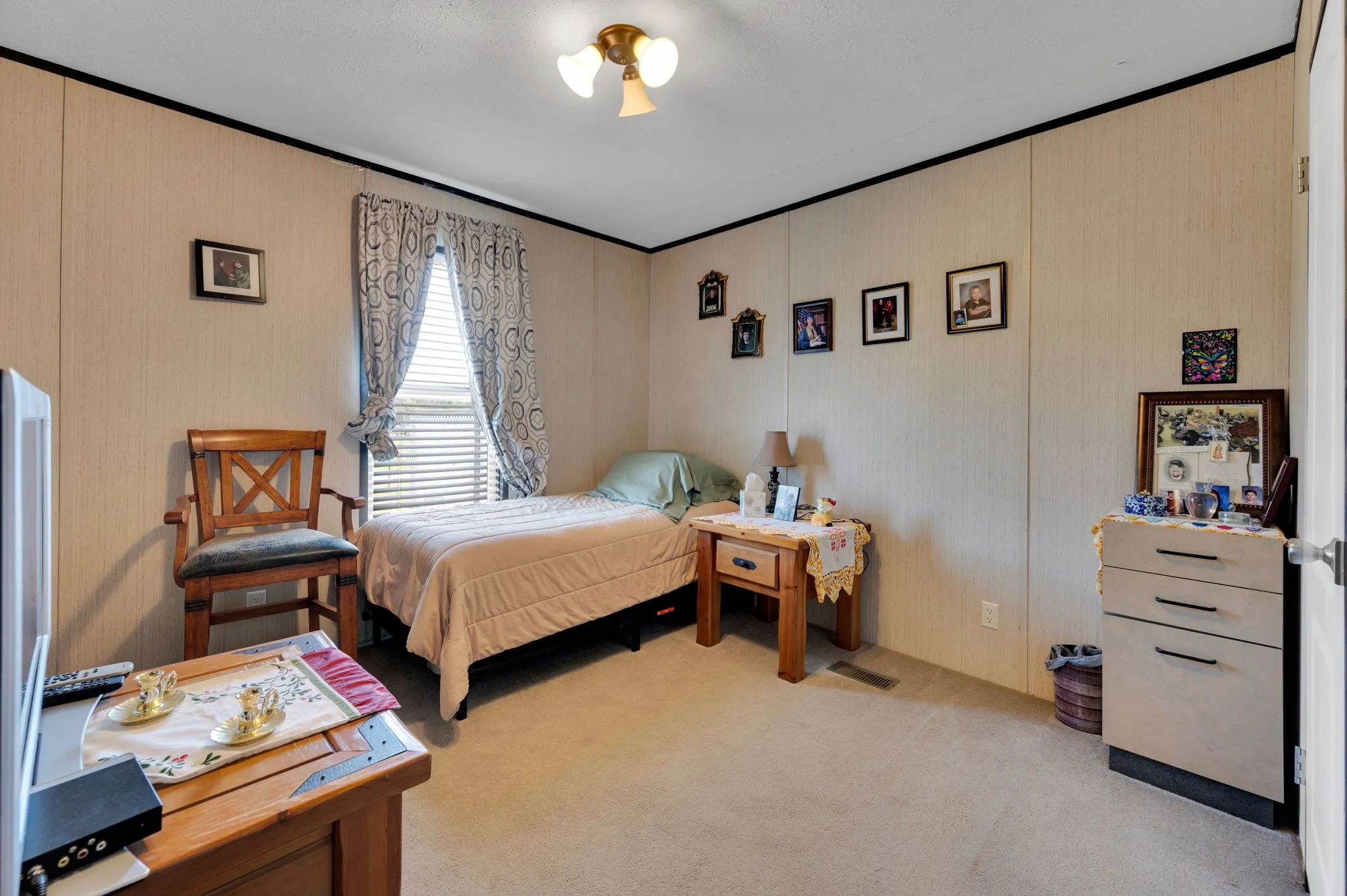 Mobile Home For Sale in Navarro County , 12032 County Road 0190 E, Rice, Texas 75155, 4 Bedroom, 2 Bathroom, Garage spaces, 1,620 Sqft, built in 2017, Preowned, mls#21214910, Real Estate Agent in Rice, Homes For Sale in Navarro county, Homes For Sale in Rice, Realtor in Rice Texas, Real Estate Brokerage Independent Realty Texas, Luminita Cordes Realtor